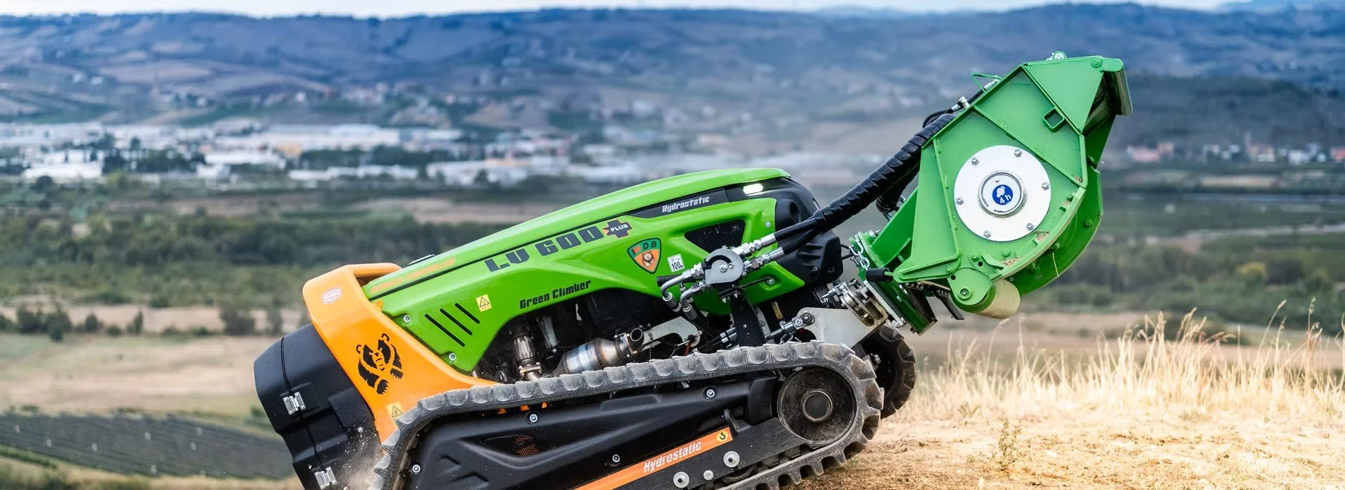 Professional land clearing equipment specifications remote-controlled slope mower