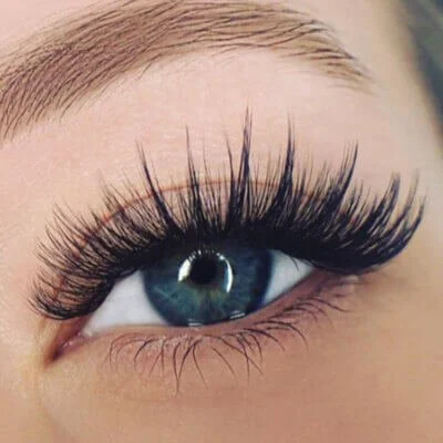 Wispy Style eyelash extensions