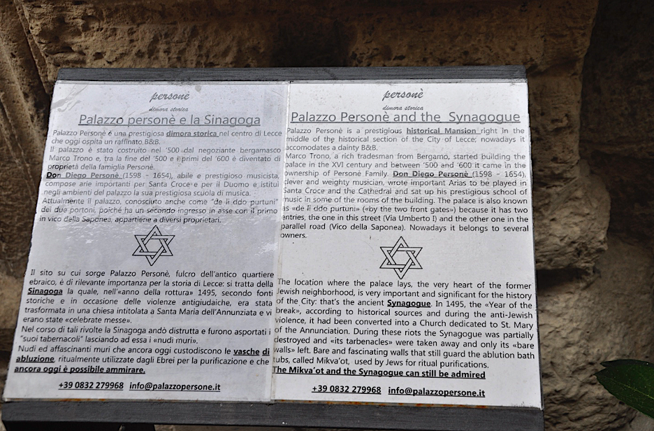 Lecce, Italy: Explanatory plaque