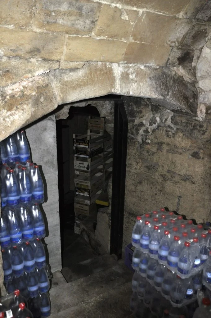 Lecce, Italy: Passageway to basins, possibly for kashering utensils