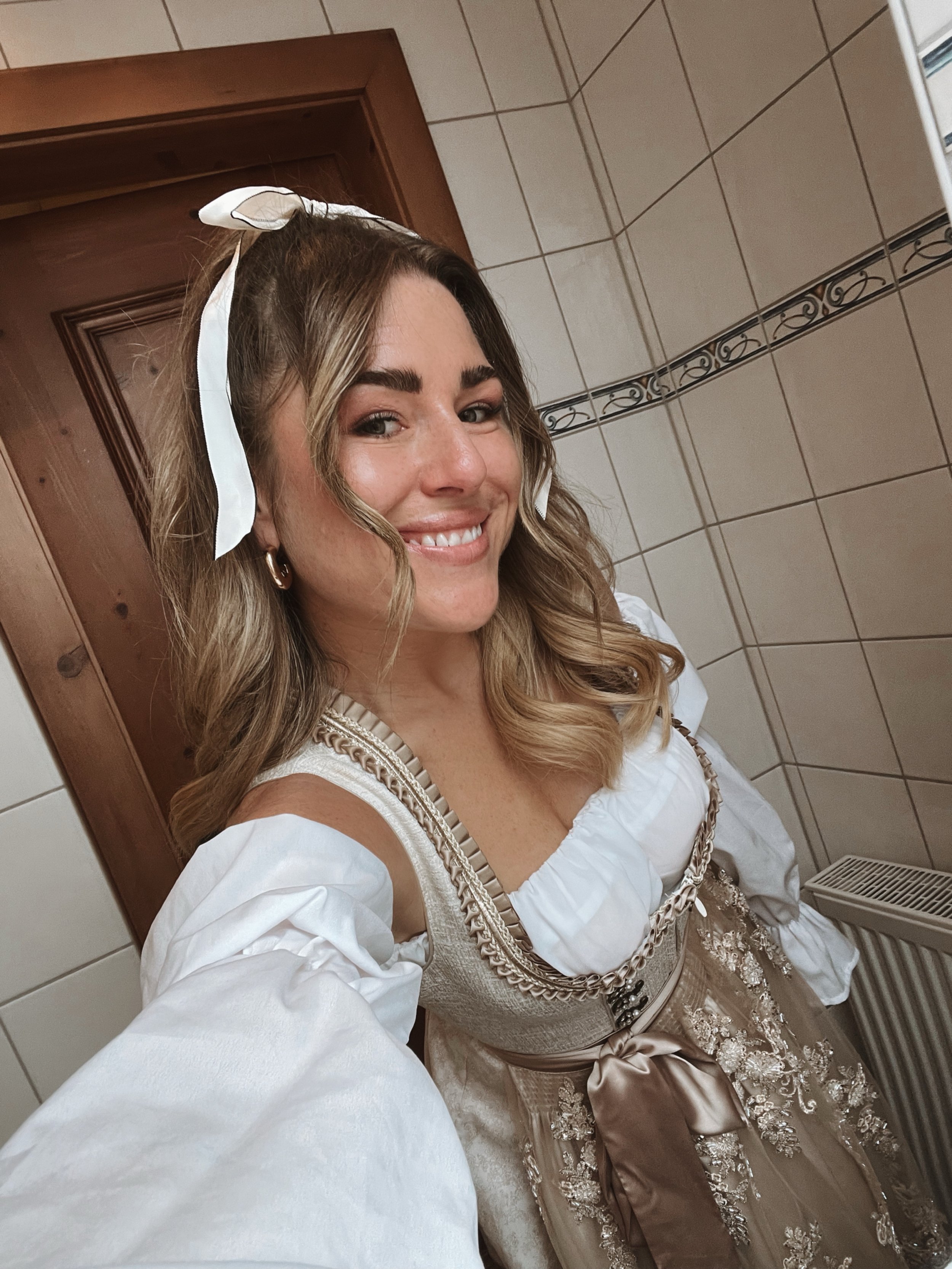 Facetune_05-10-2024-14-07-09 3.JPG