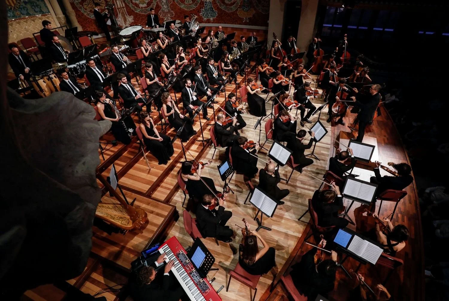Conducting Marvel vs DC in Concert at Palau de la Música Catalana