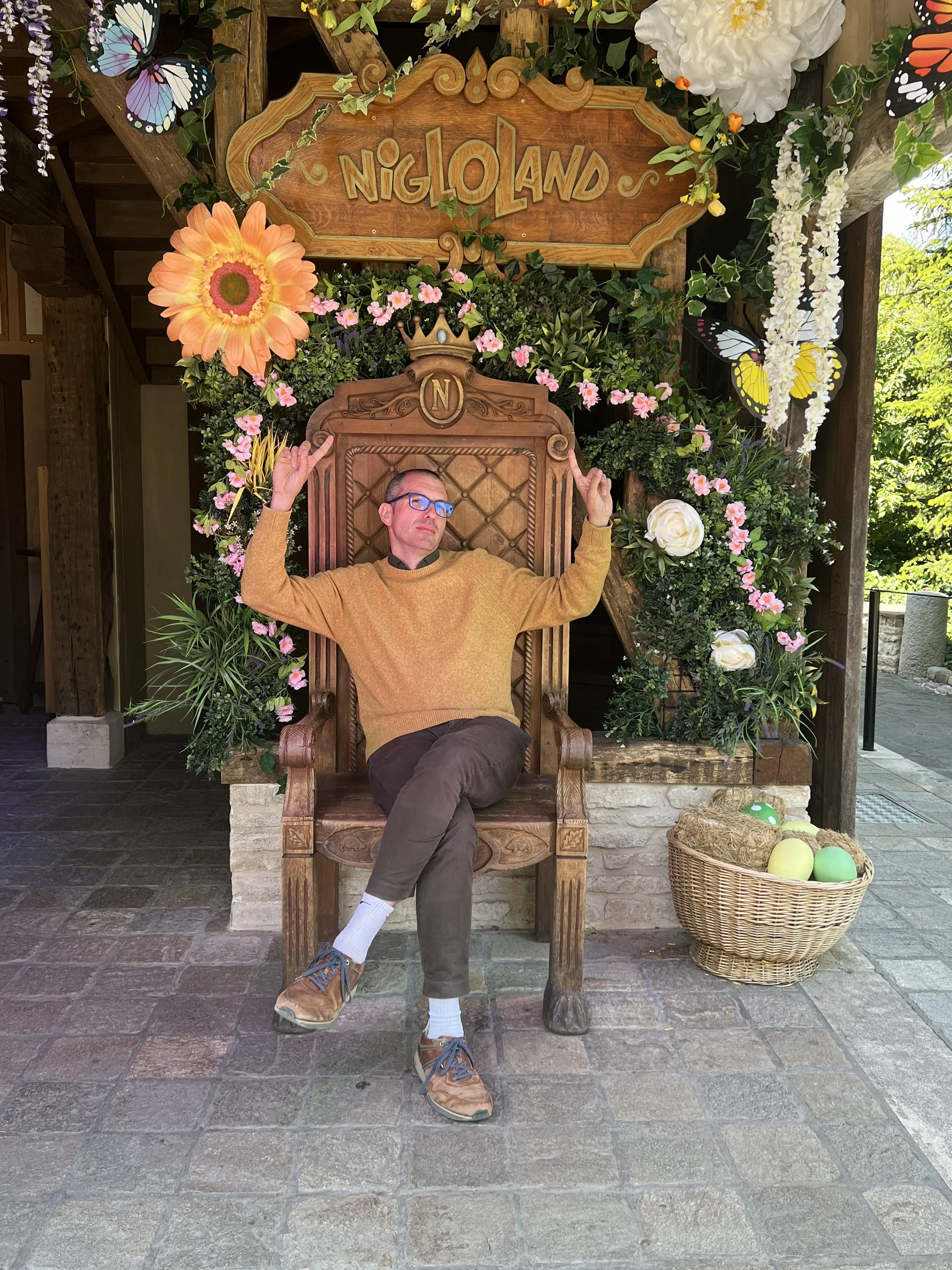 Photo opportunity at Nigloland