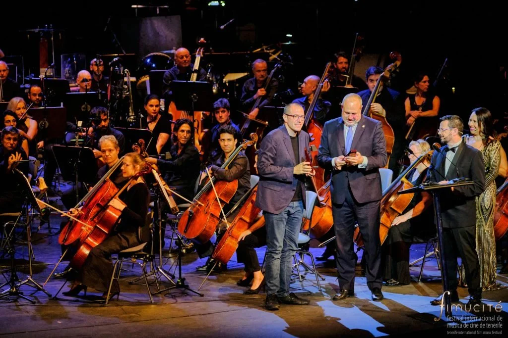 Receiving the MUSIMAGEN award for best videogame music.