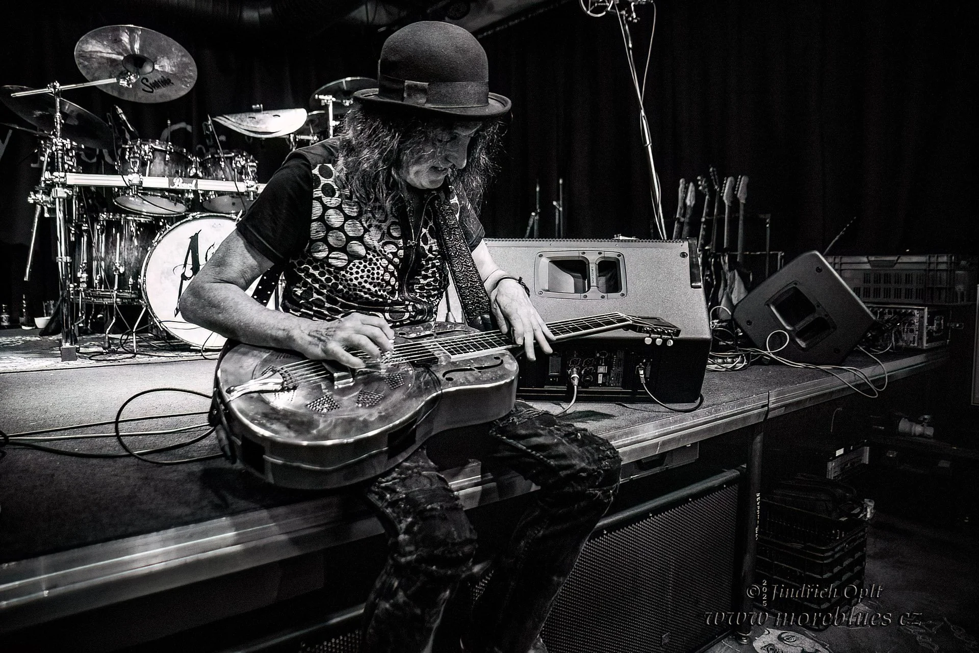 @@TOMORROW NIGHT | ONE NIGHT ONLY 🎸
Saturday 24th Jan 2026

Gwyn Ashton live &amp; solo

Fresh off a 55-date Australian &amp; international tour, Gwyn&rsquo;s back home for one rare night before heading back to Europe.

Blues, roots, swampy boogie &