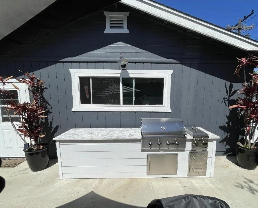 outdoor kitchen complete1.jpg