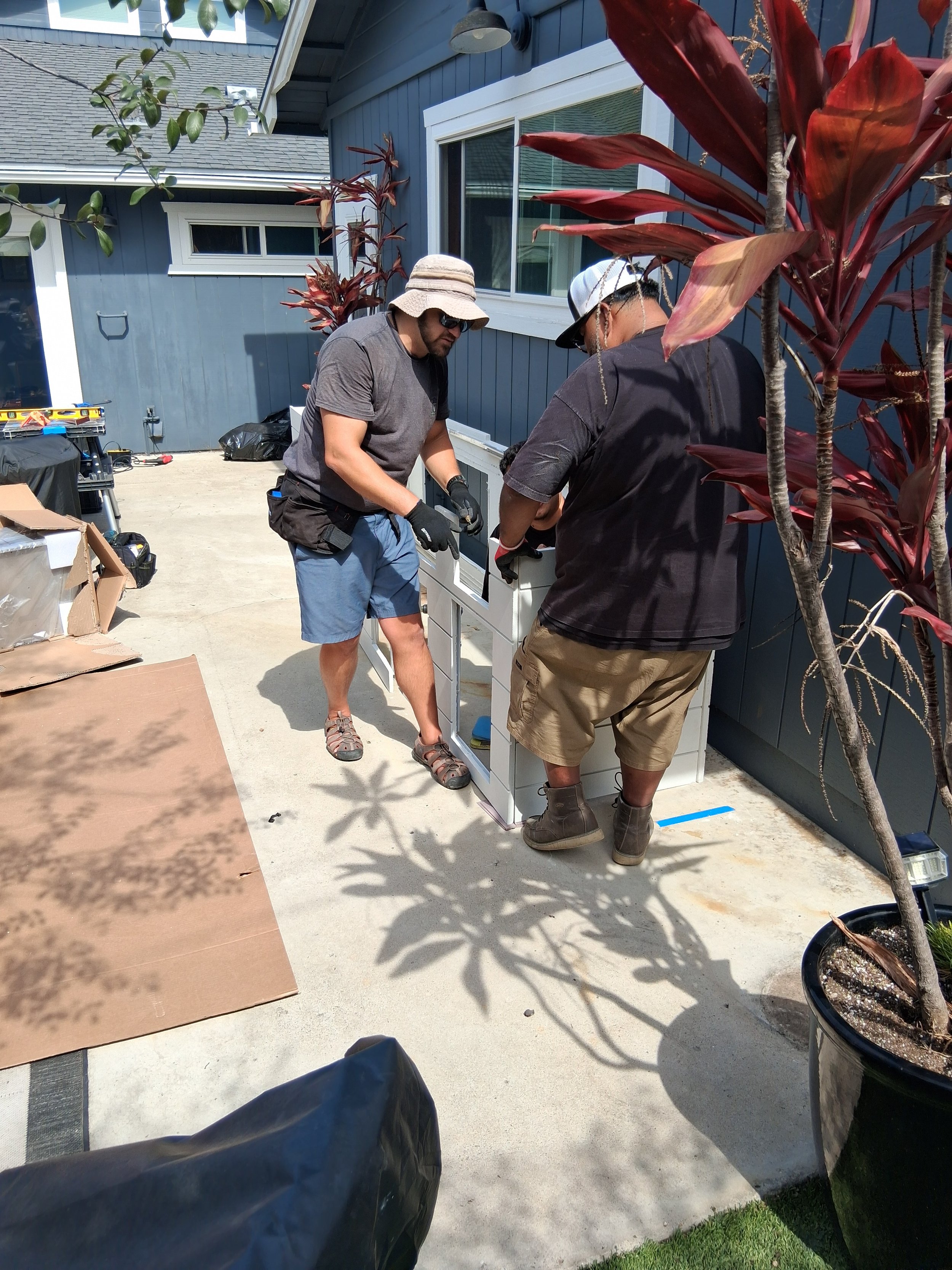 Outdoor kitchen assembly.jpg