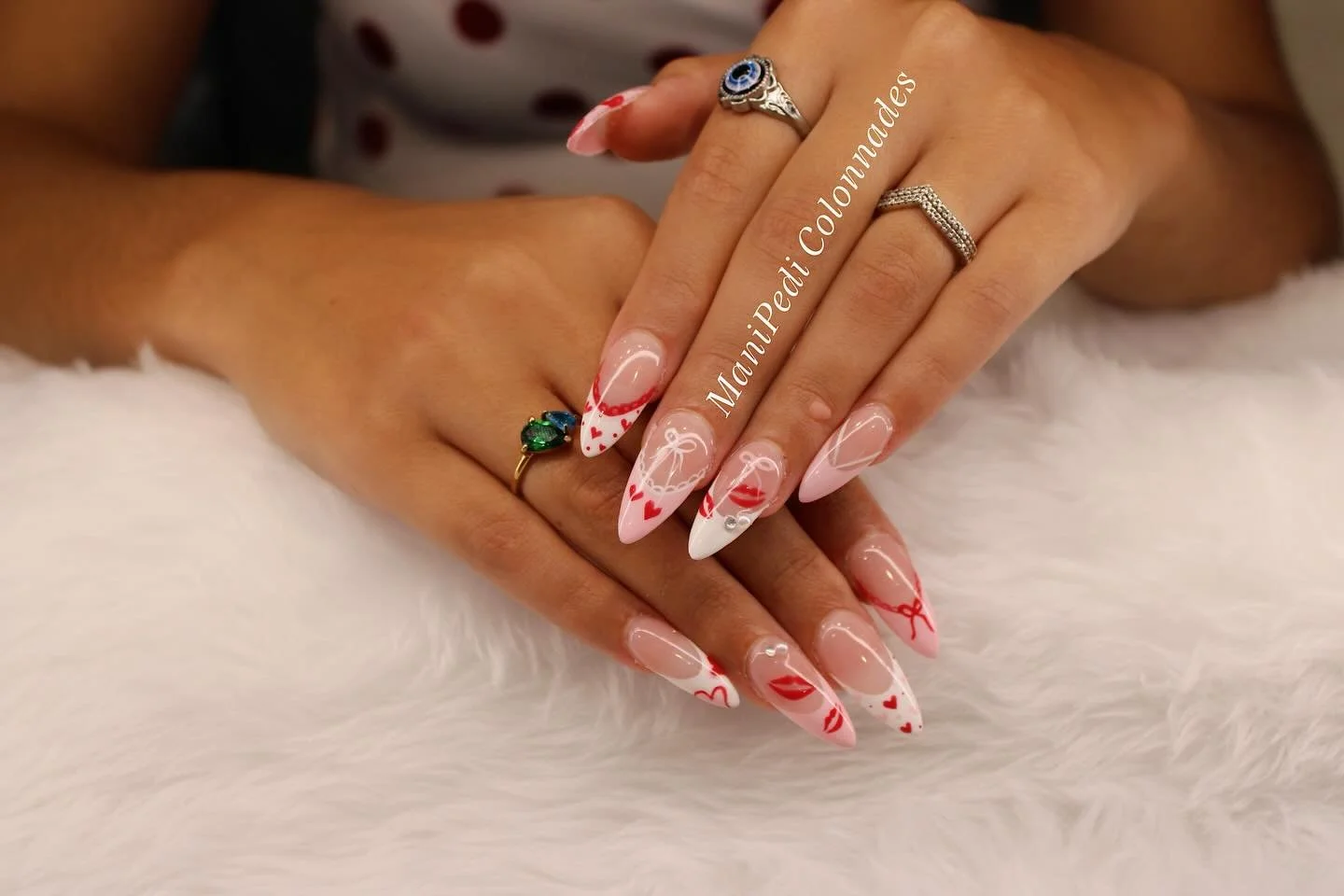 Are you ready for Valentine? 🎀❤️
.
.
#colonnadesshopping #noarlunga #adelaide #nails #valentines