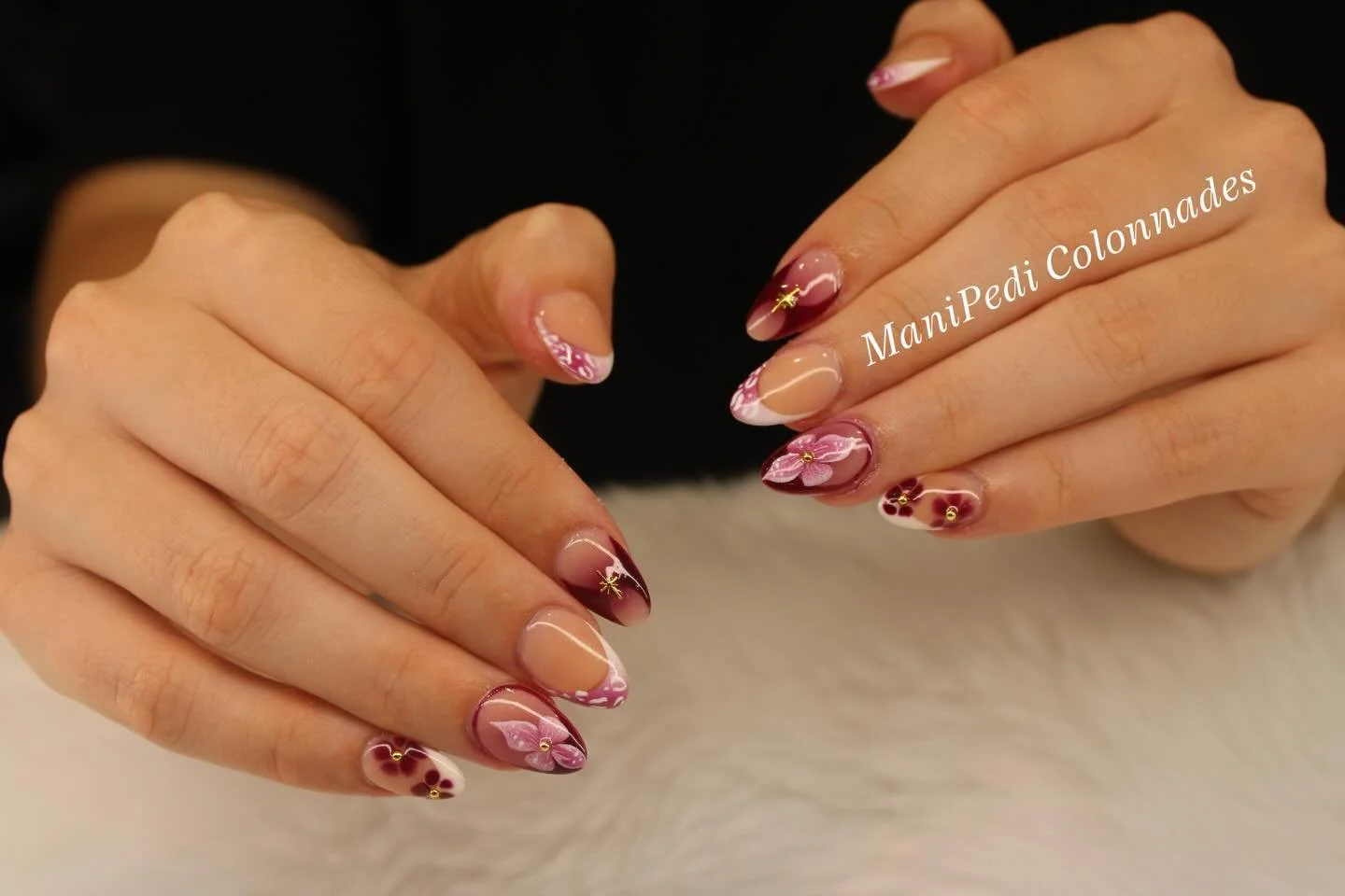 Sign to get your nails done 💅💕
.
.
#colonnadesshopping #nails #adelaide #nailart #viral