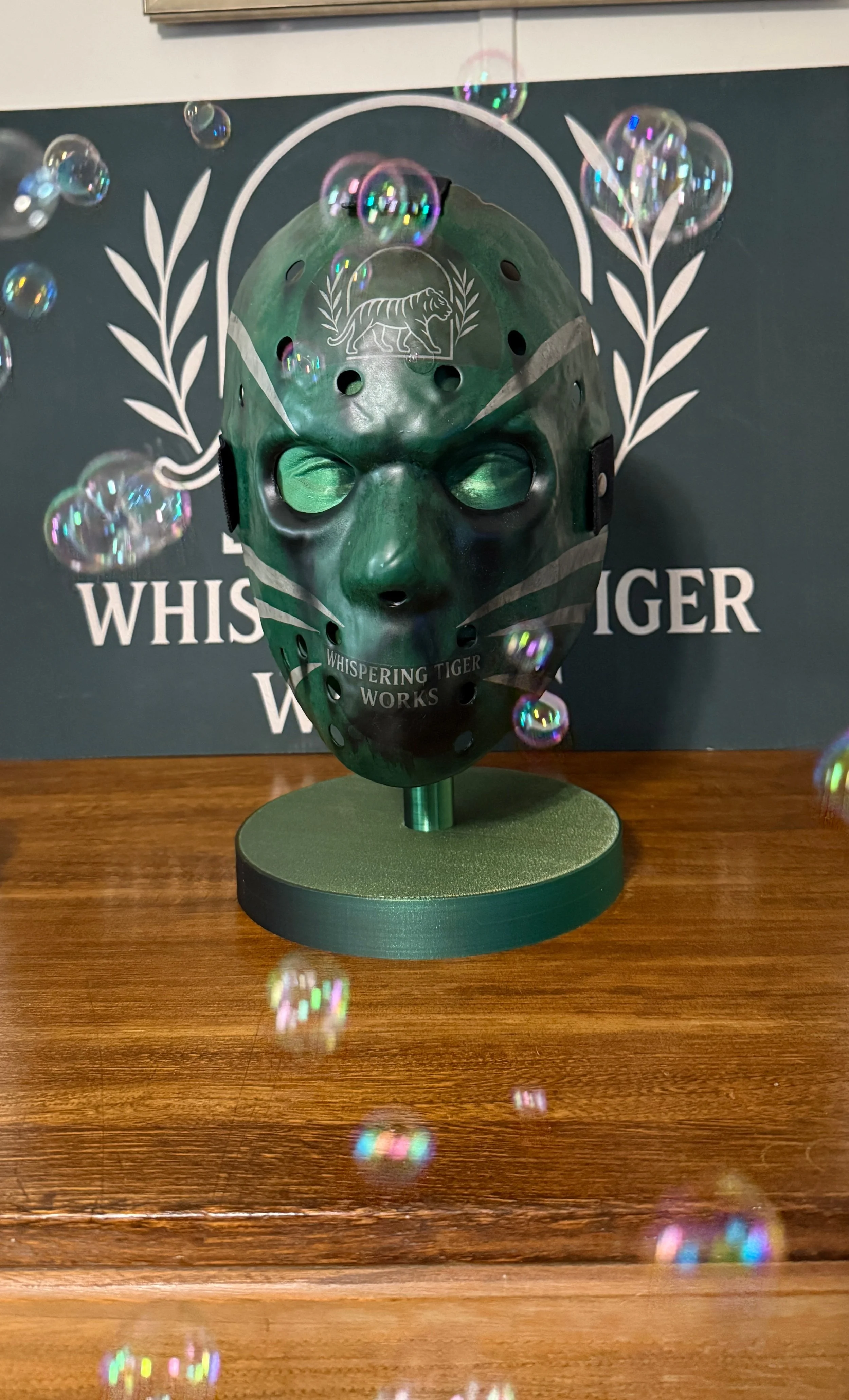 Mask/Helmet Stand