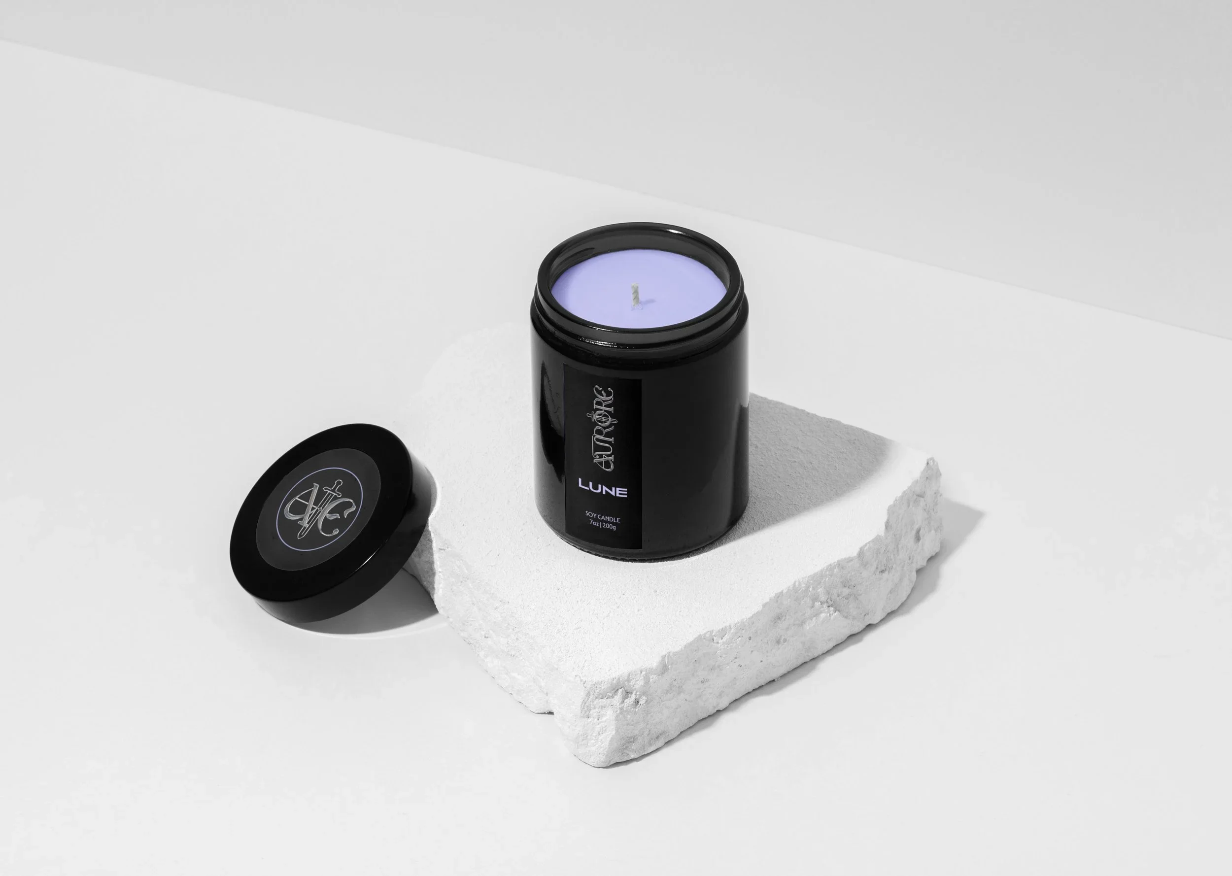 6. Candle+Mockup.webp