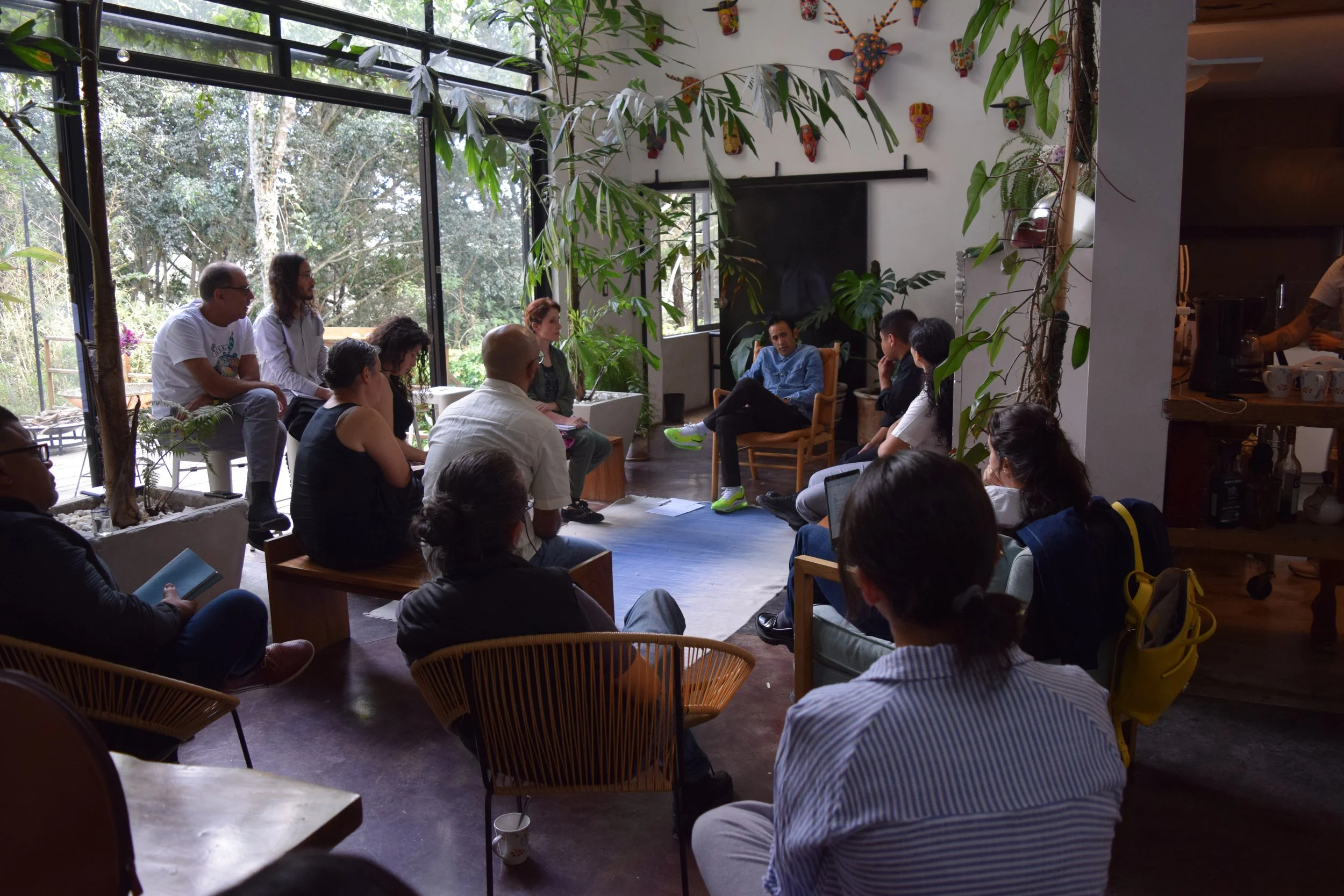 Charla: La curaduría como plataforma artística