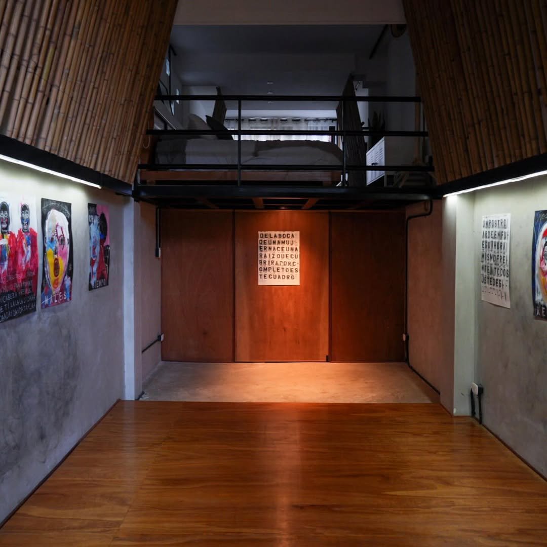 Gracias a todos y cada uno de los asistentes al conversatorio-presentación de Sánchez vrs. Sánch.jpg