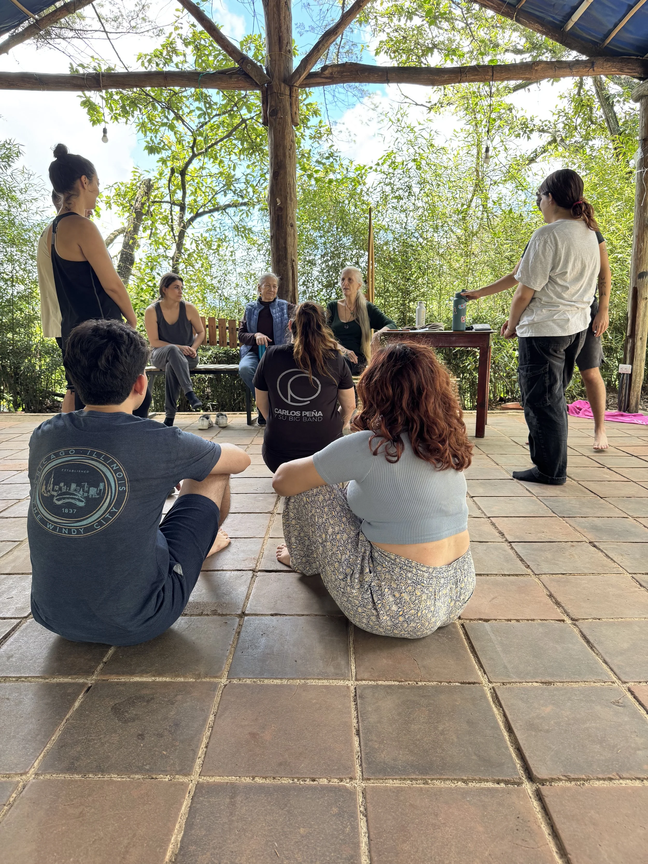 Taller de exploración corporal con Margarita Kenéfik