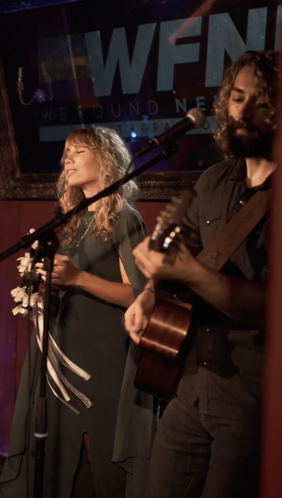 Bel Mercy performing live at Grant Owen’s We Found New Music showcase in Los Angeles.