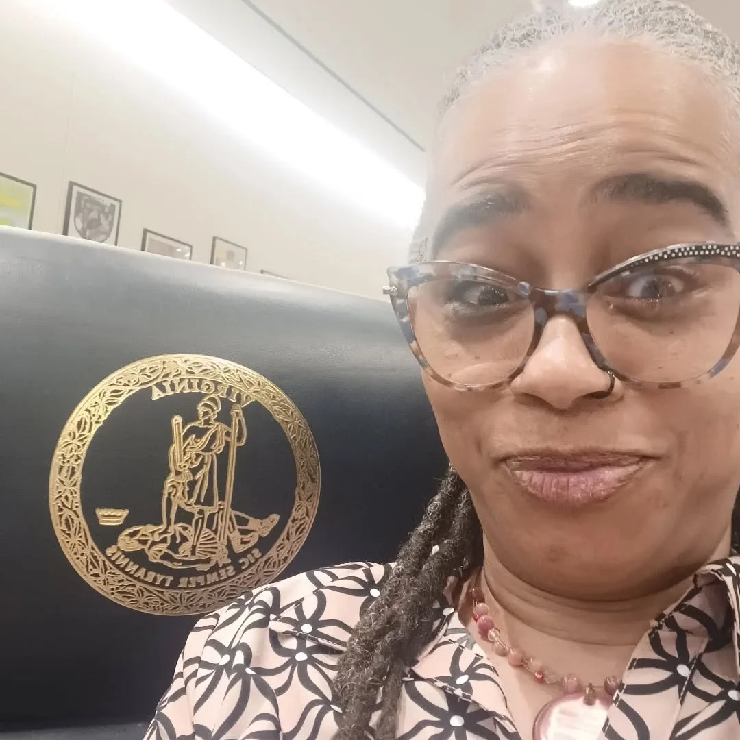 I'm taking my seat at the table!! Fighting for birthworkers!!

#VADoulaAssociation  #VP #birthworkers