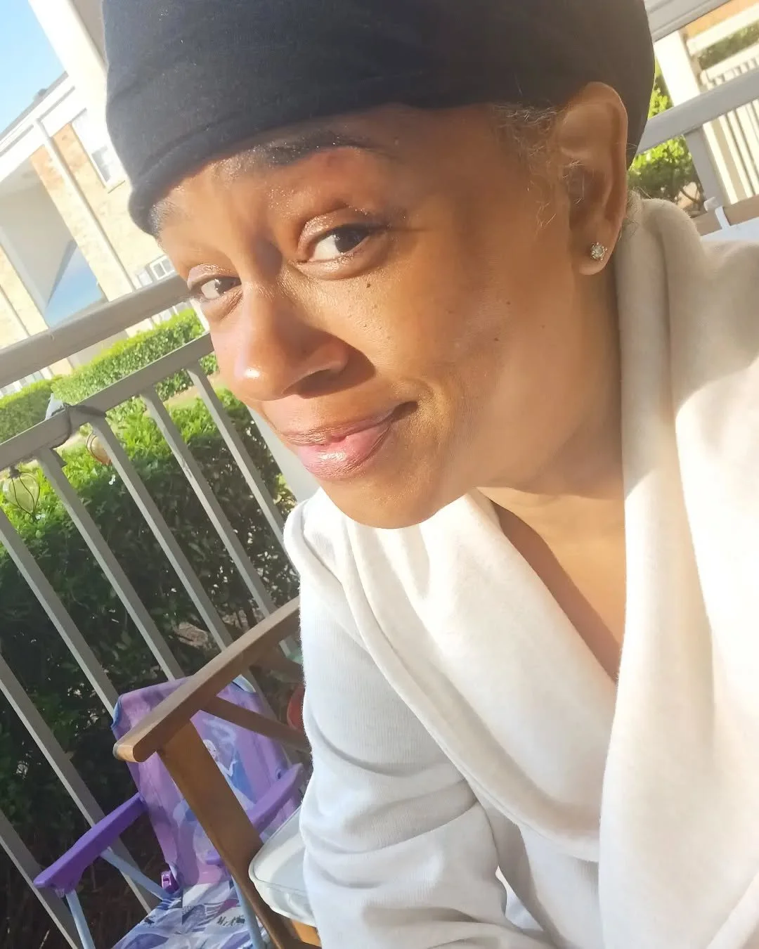 I find morning meditation helps to keep you grounded.  I don't play with my morning meditation 530 6:30 AM up to meet the Sun God, Eleugga, and myself....

Don't knock it before you try it.. Give YOURSELF something different, find or reconnect to you