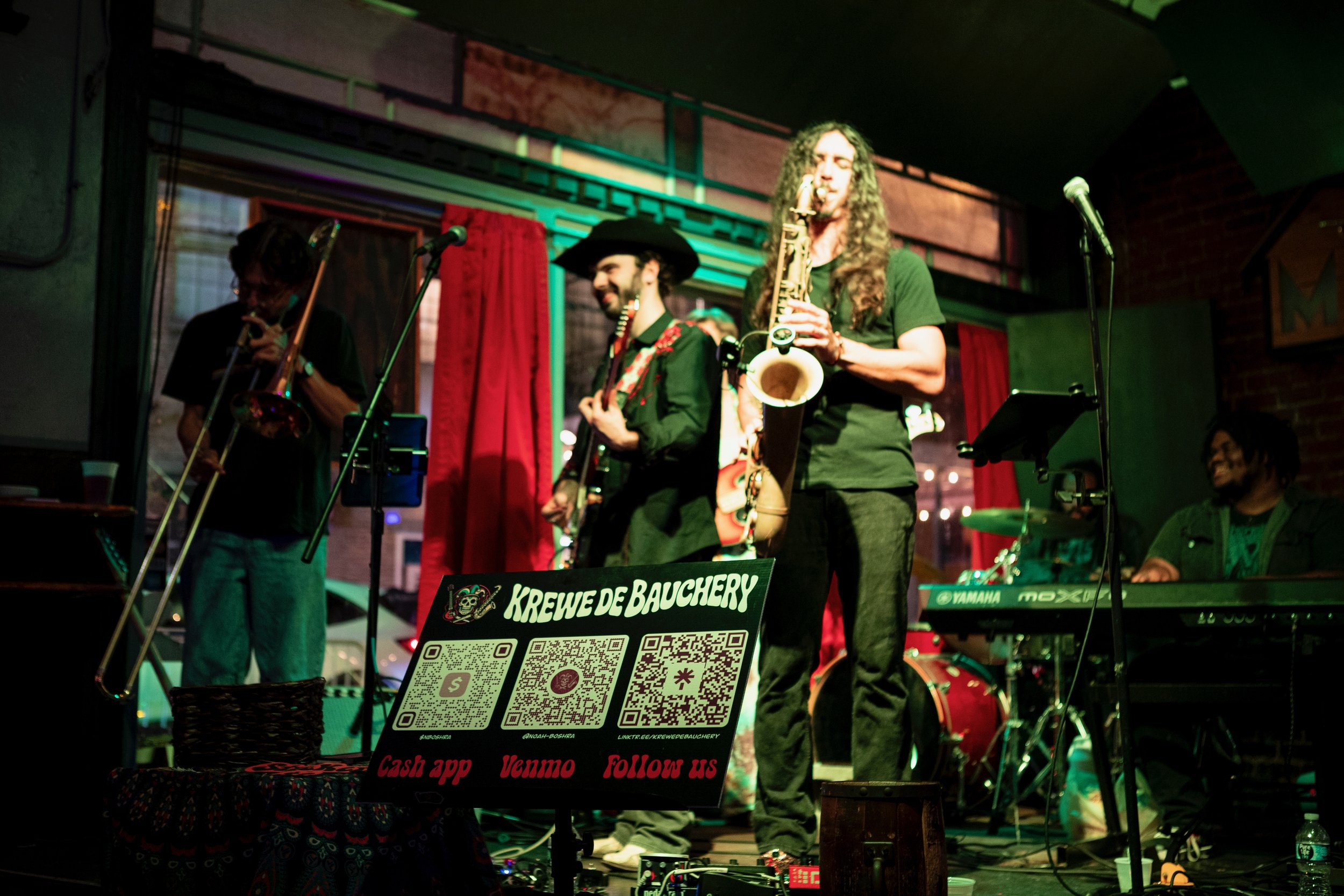 KreweDeBauchery @ The Maison