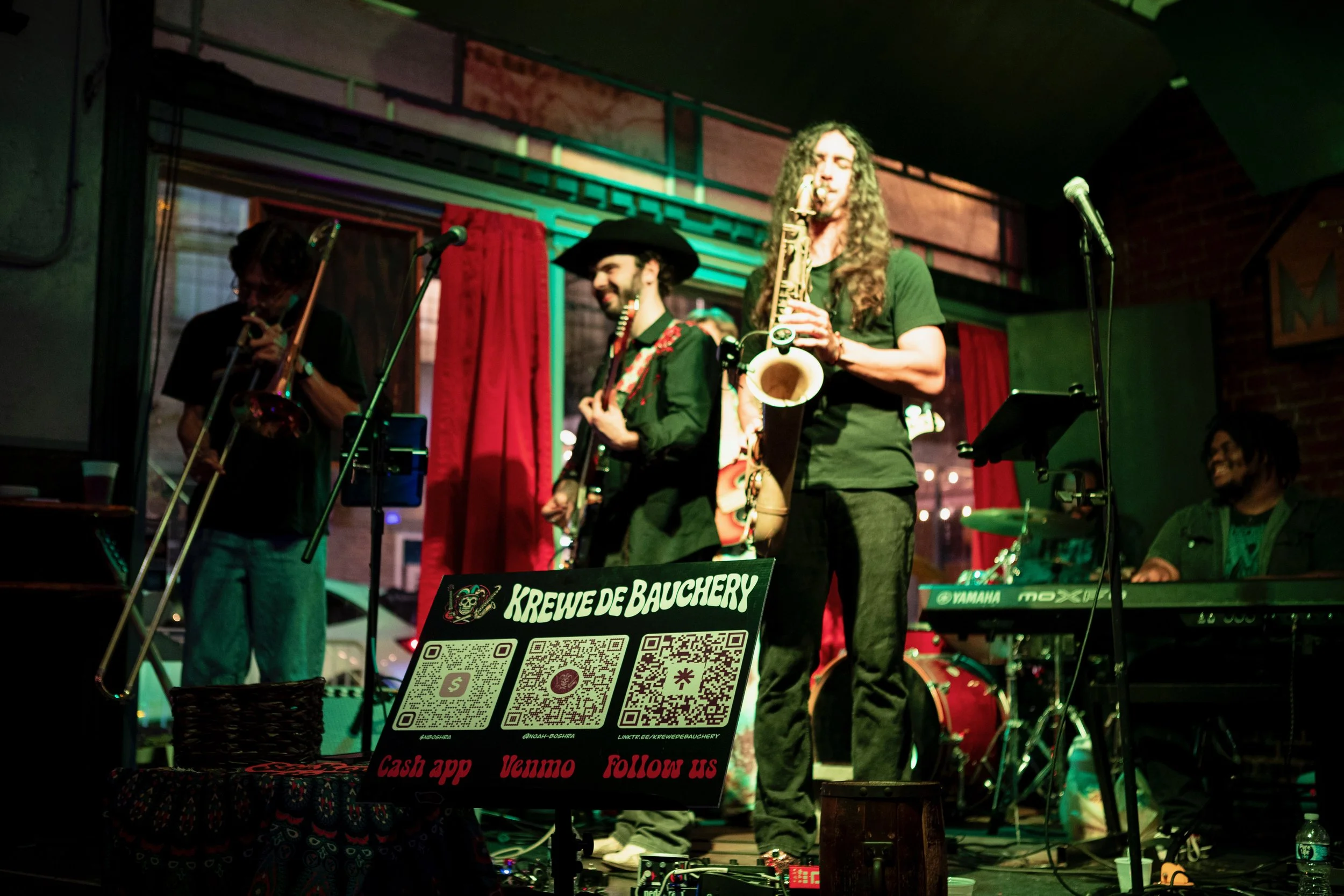 KreweDeBauchery @ The Maison