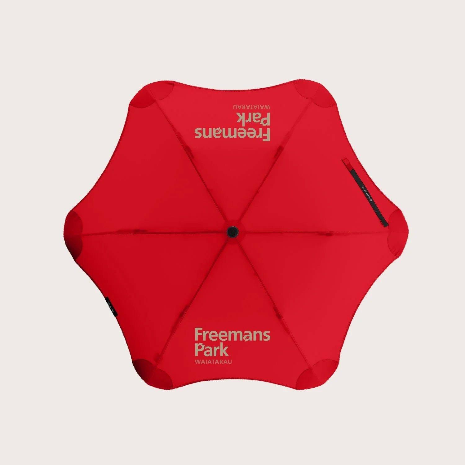 Freemans-Park-Collateral-Umbrella_Blunt_Metro_Cherry-Red_Top_1500px.jpg