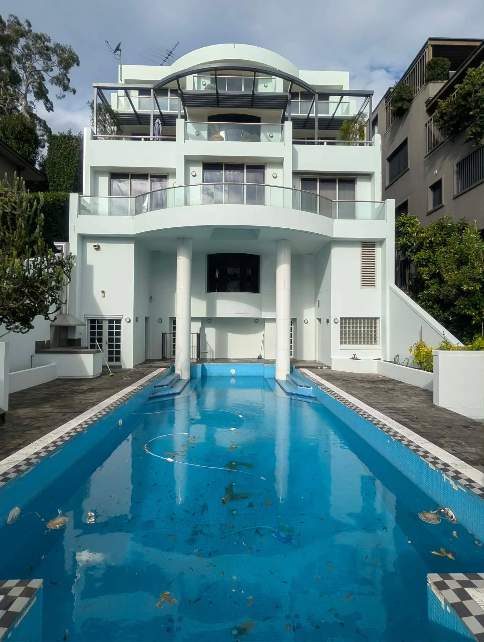 High end residential remedial painting in Cremorne NSW