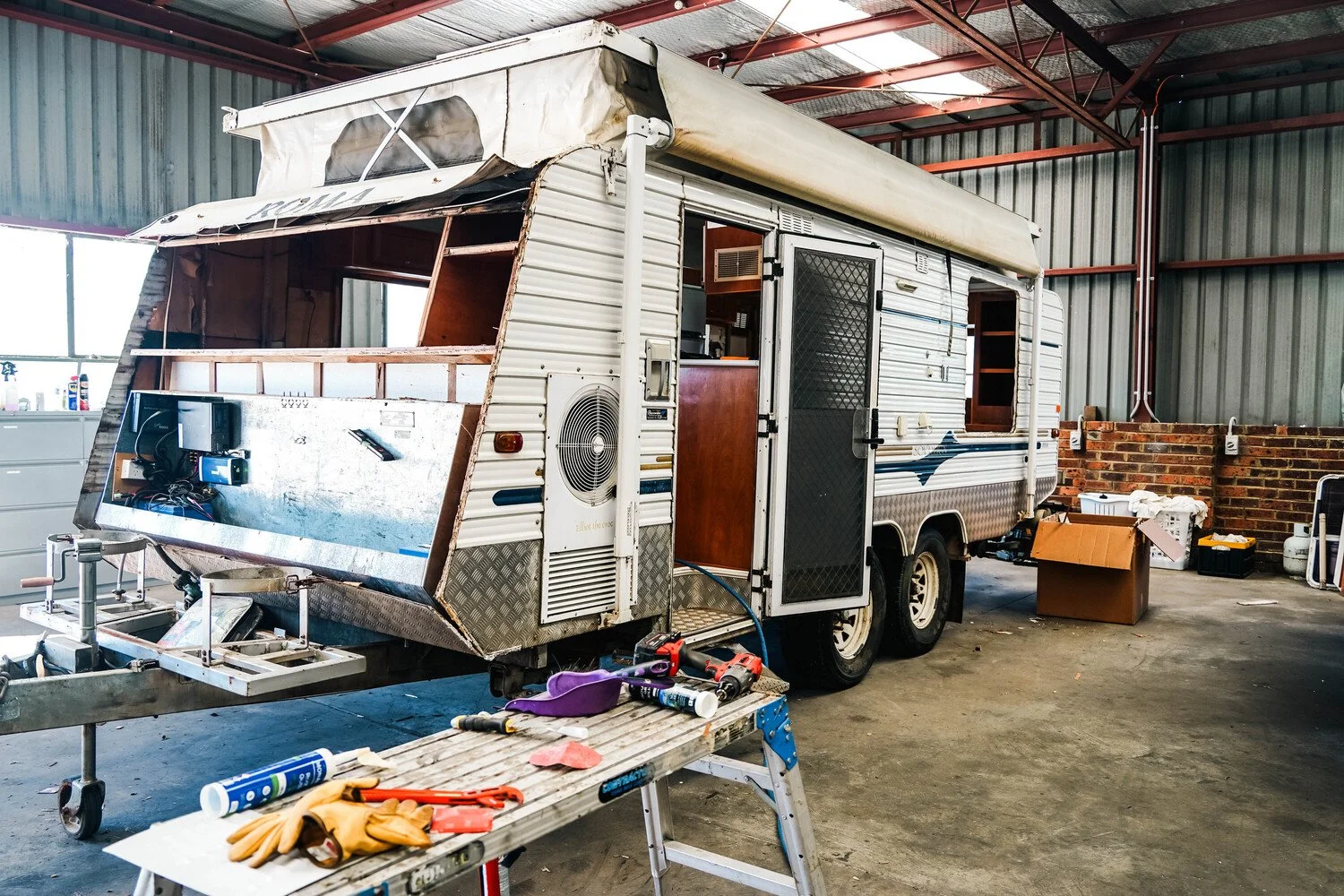 caravan-repair-melbourne-workshop-1.jpg