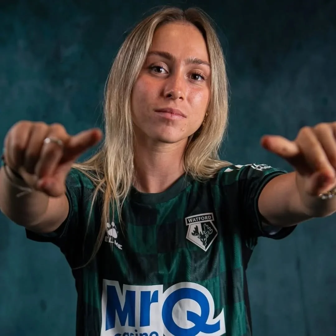 @mayakendell 

TELLING PEOPLE YOU SHOULD BE STARTING WITHOUT SAYING YOU SHOULD BE STARTING

@watfordfcwomen