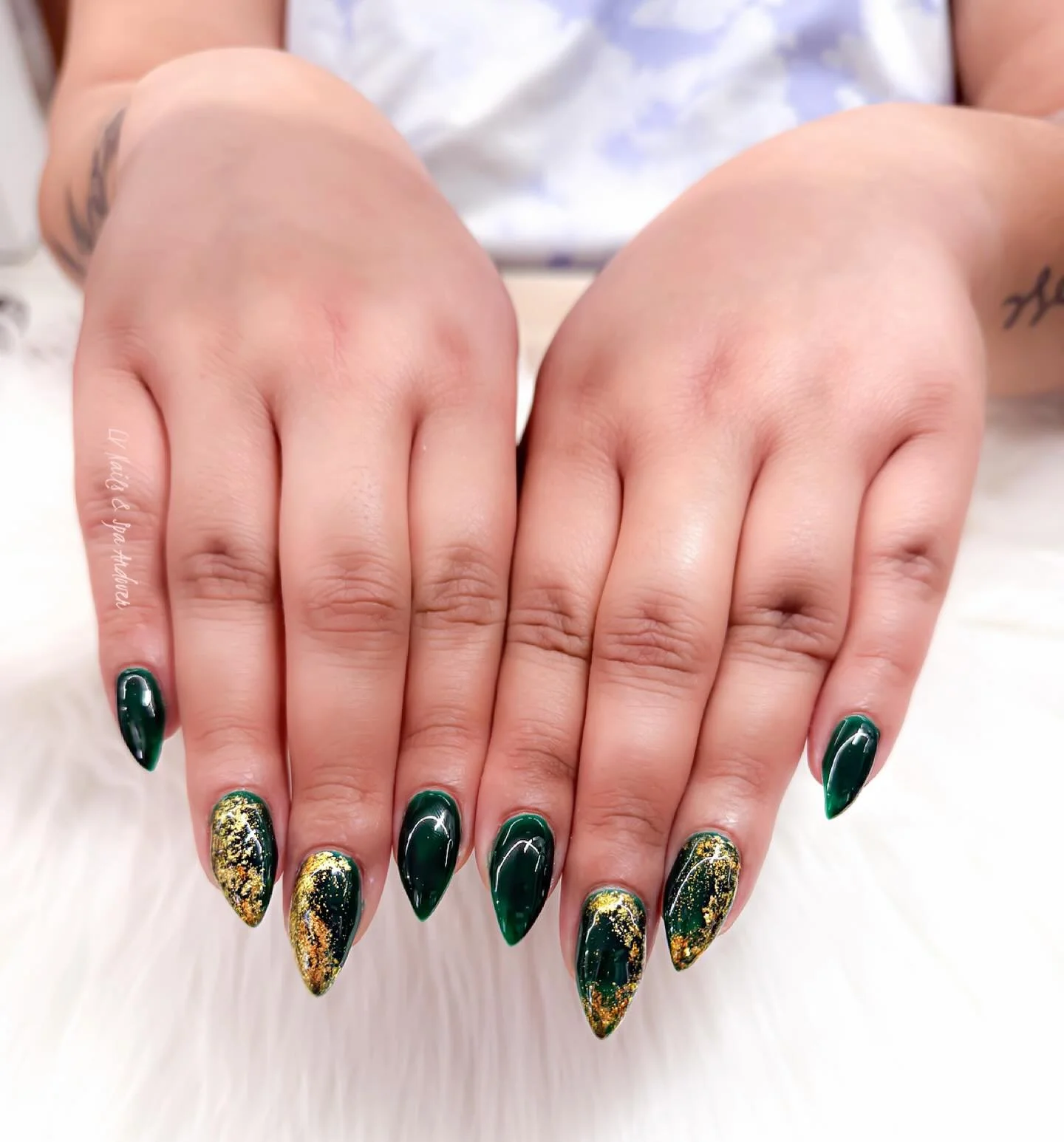 💚 #lvnailsandover #nailsofandover