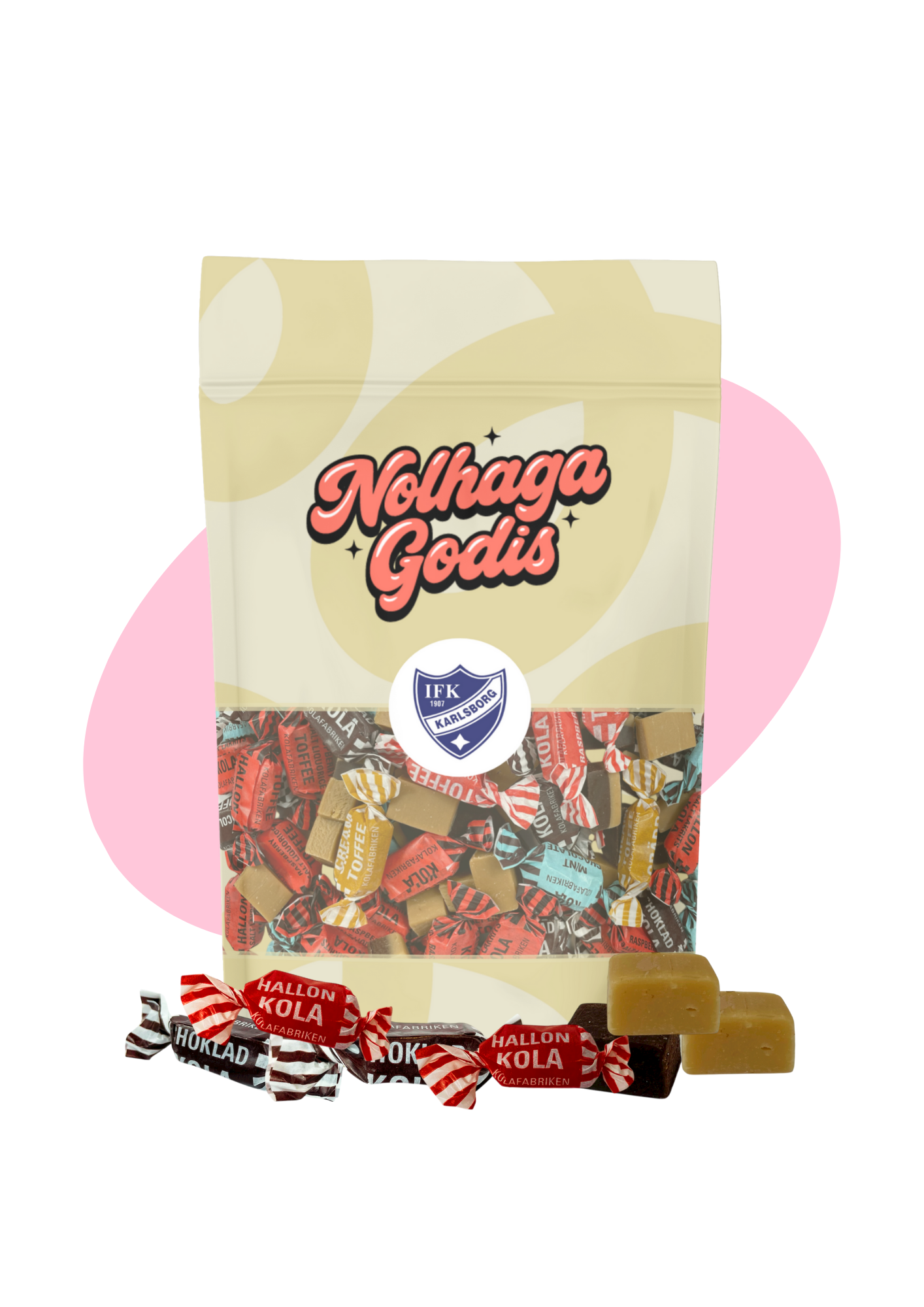 Påsen innehåller godisbitar i olika färger och former, med etiketter som säger 'Hallon Kola' och 'Choklad'.