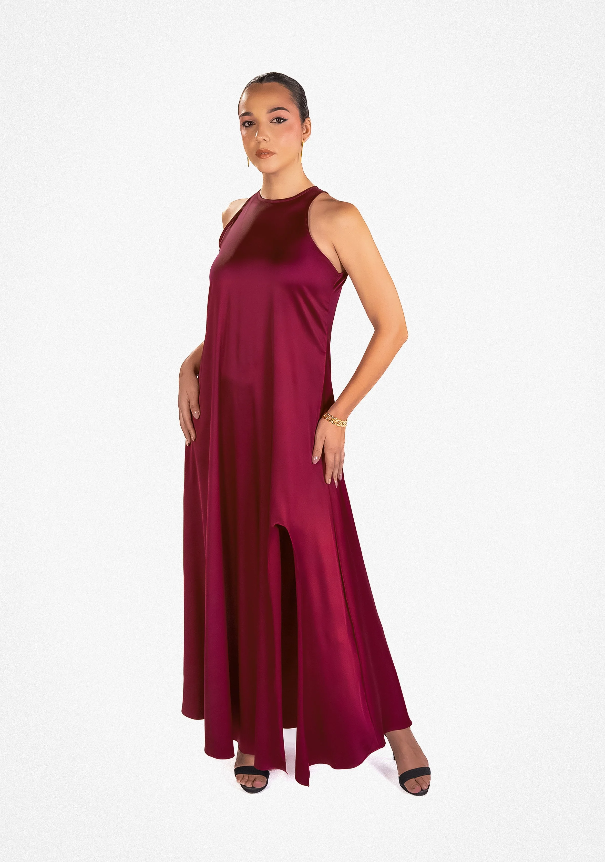 Timeless full-length dress with a clean, contemporary aesthetic (2).jpg