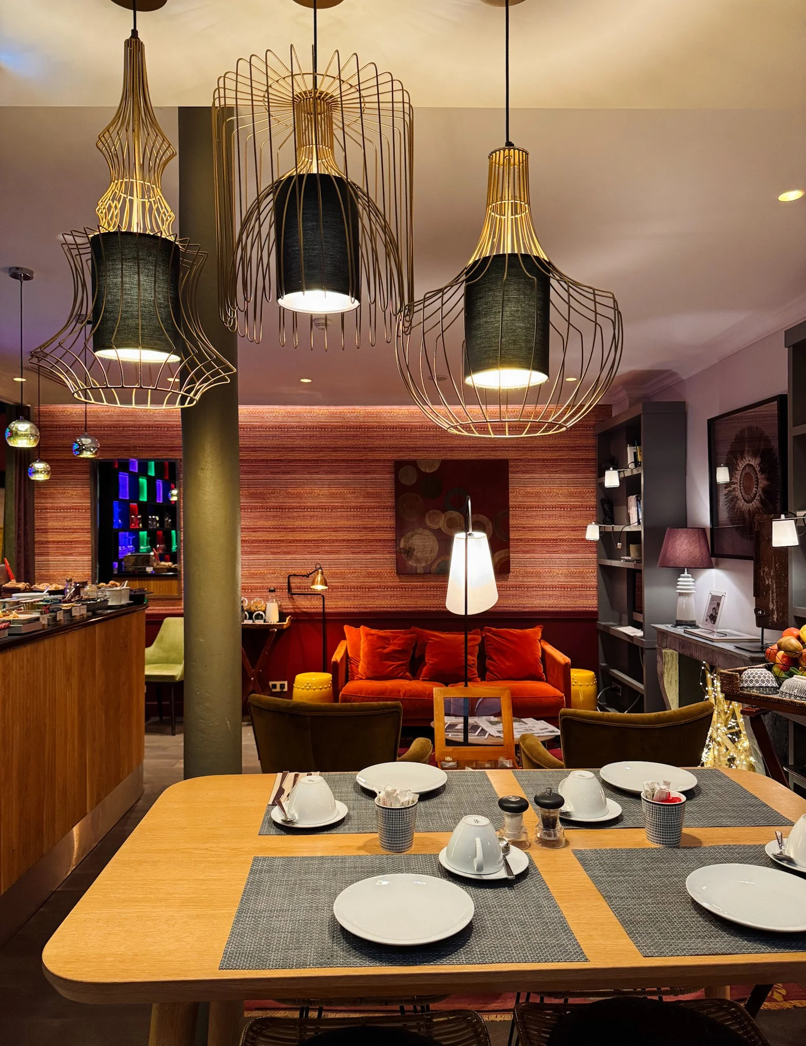 Contemporary breakfast room blending stylish décor with inviting communal spaces