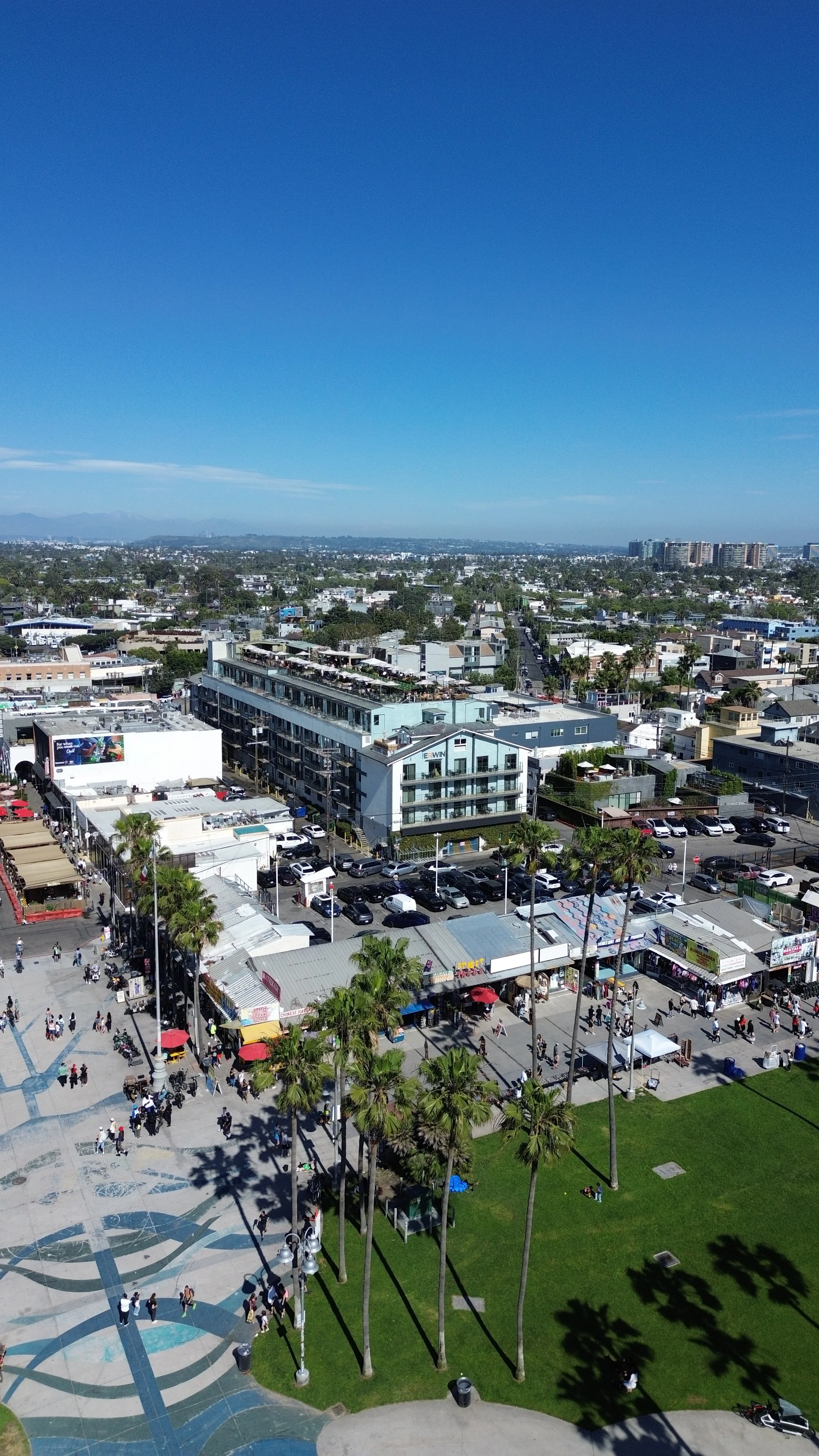 A stay above it all, with front-row views of Venice Beach life unfolding below, Hotel Erwin – Venice Beach, USA.