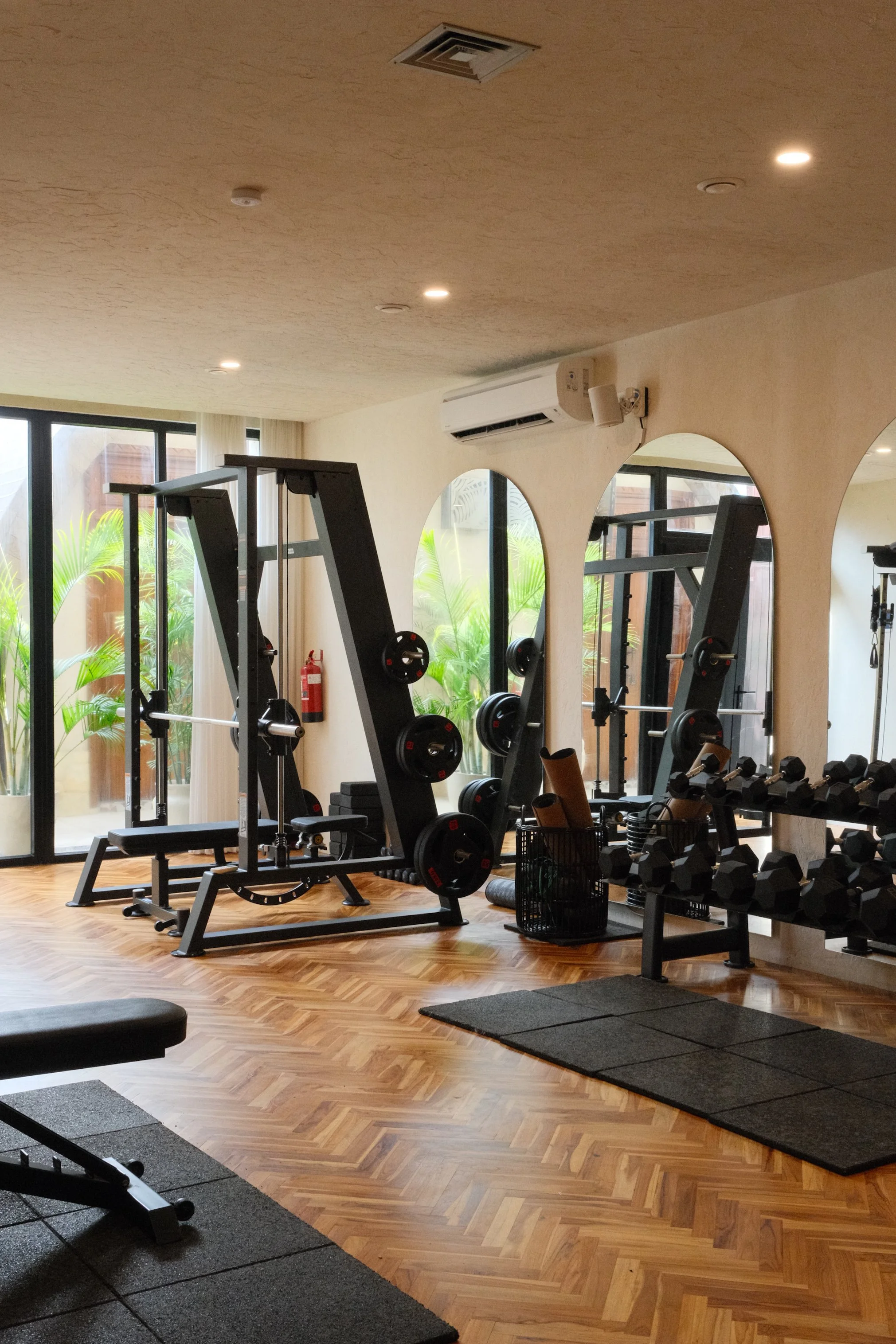 Modern fitness centre equipped for strength training and daily workouts