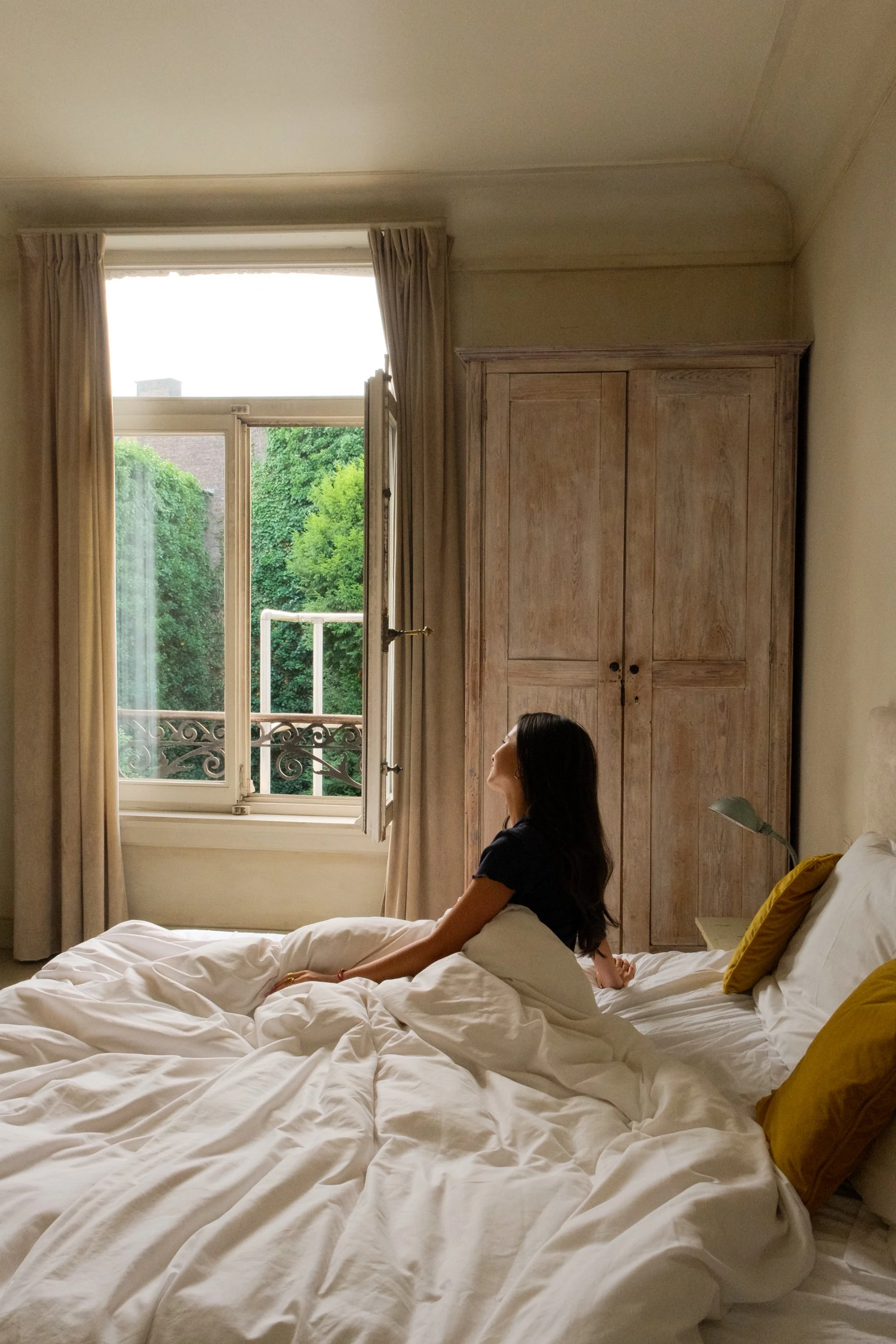 Peaceful morning in a bright boutique room overlooking the garden