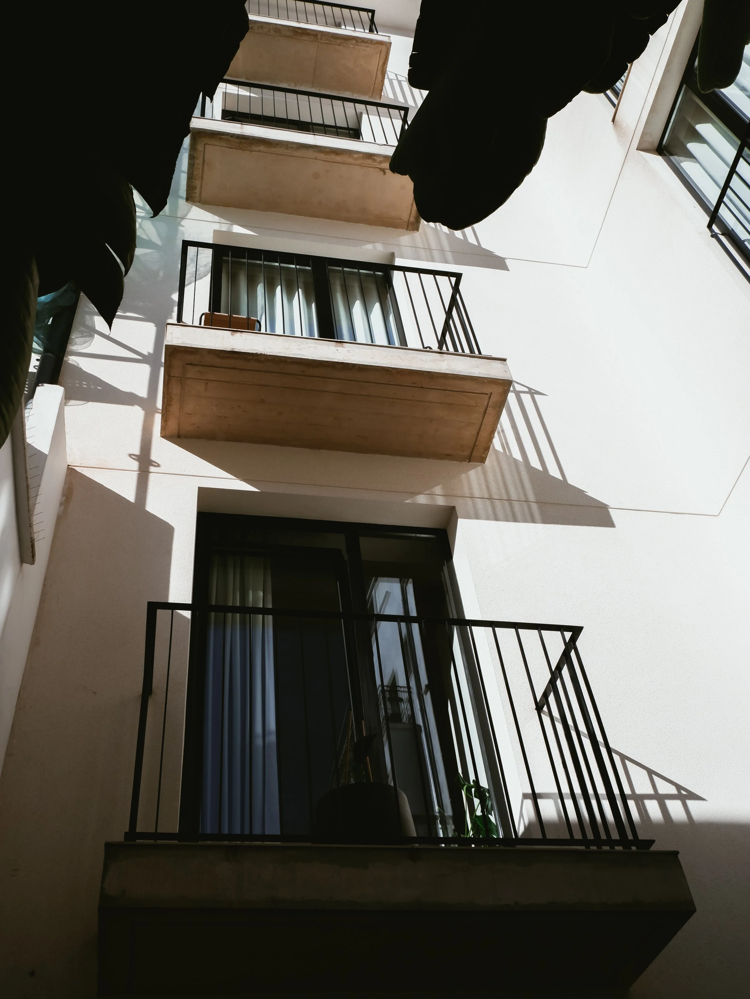 Slow mornings that begin with fresh pastries and natural light, YOURS Boutique València – València, Spain.