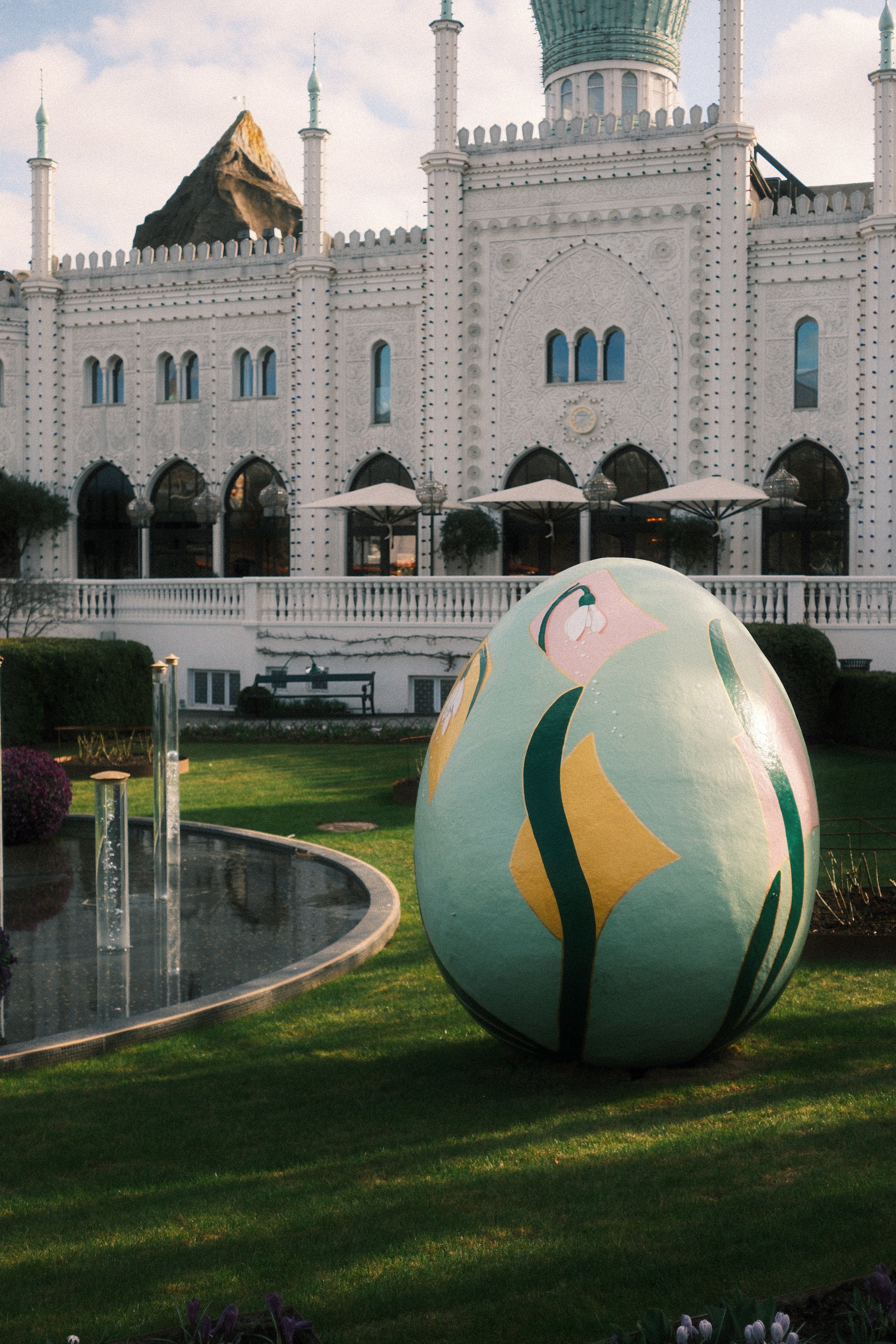 "EGG"