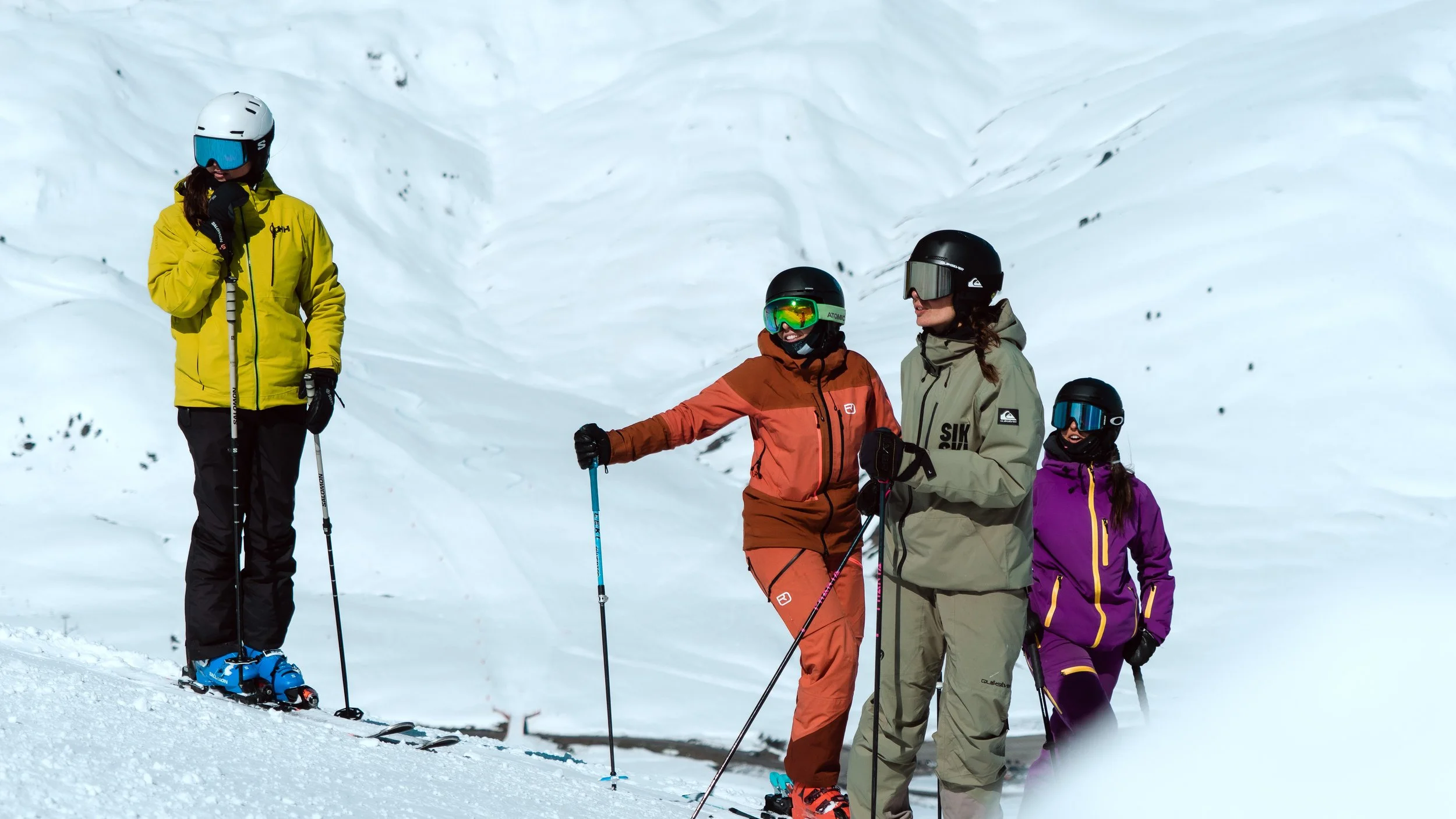 clases de esquí para chicas, proyecto de mujeres y deporte, sheskis, she's, clases de muejeres en baqueira beret, grupo de esquí en baqueira beret