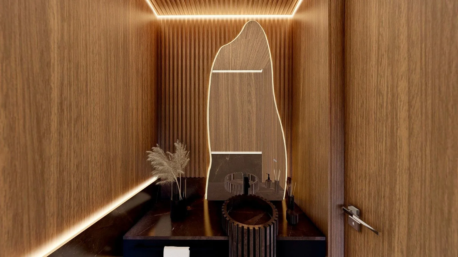 Lavabo di design in bagno di lusso con specchio organico retroilluminato, pareti in legno, marmo scuro e illuminazione architettonica a LED.