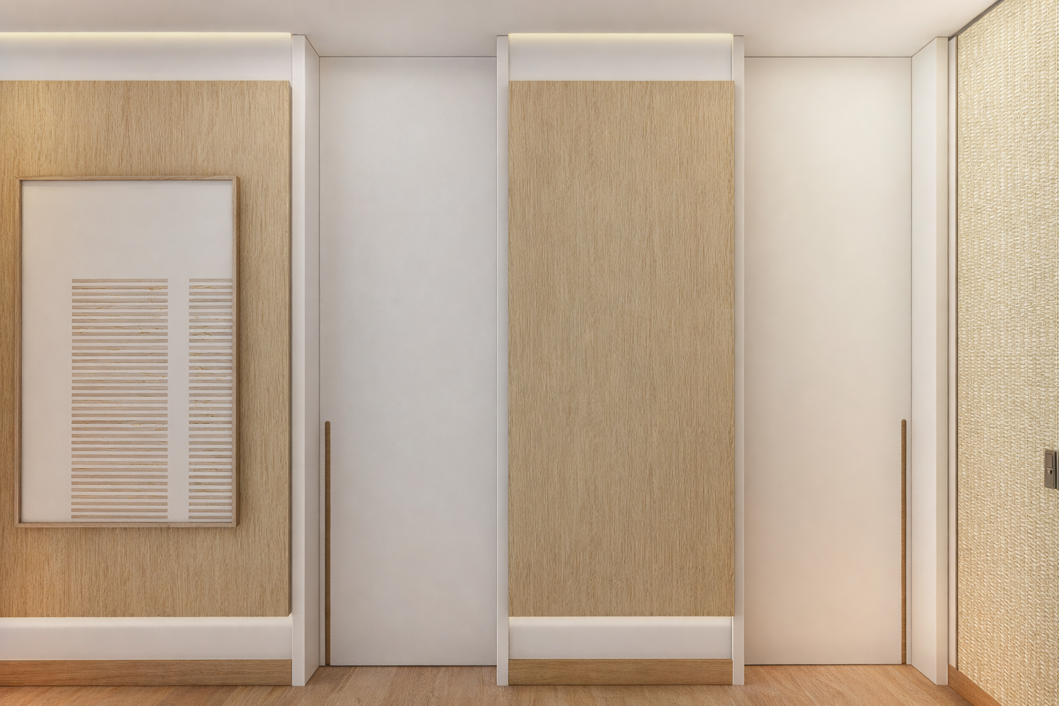 Pareti con pannelli in legno e porte in bianco, con un muro parzialmente decorato e pavimento in legno.