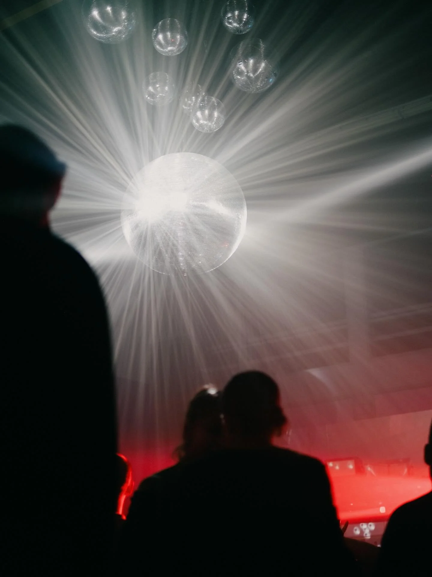 New Year&rsquo;s resolution: don&rsquo;t wait any longer 🫡 In 3 days, on Saturday 03.01, we&rsquo;re bringing house music all night, the right crowd and no repeats.

Last tickets via link in bio 🔗