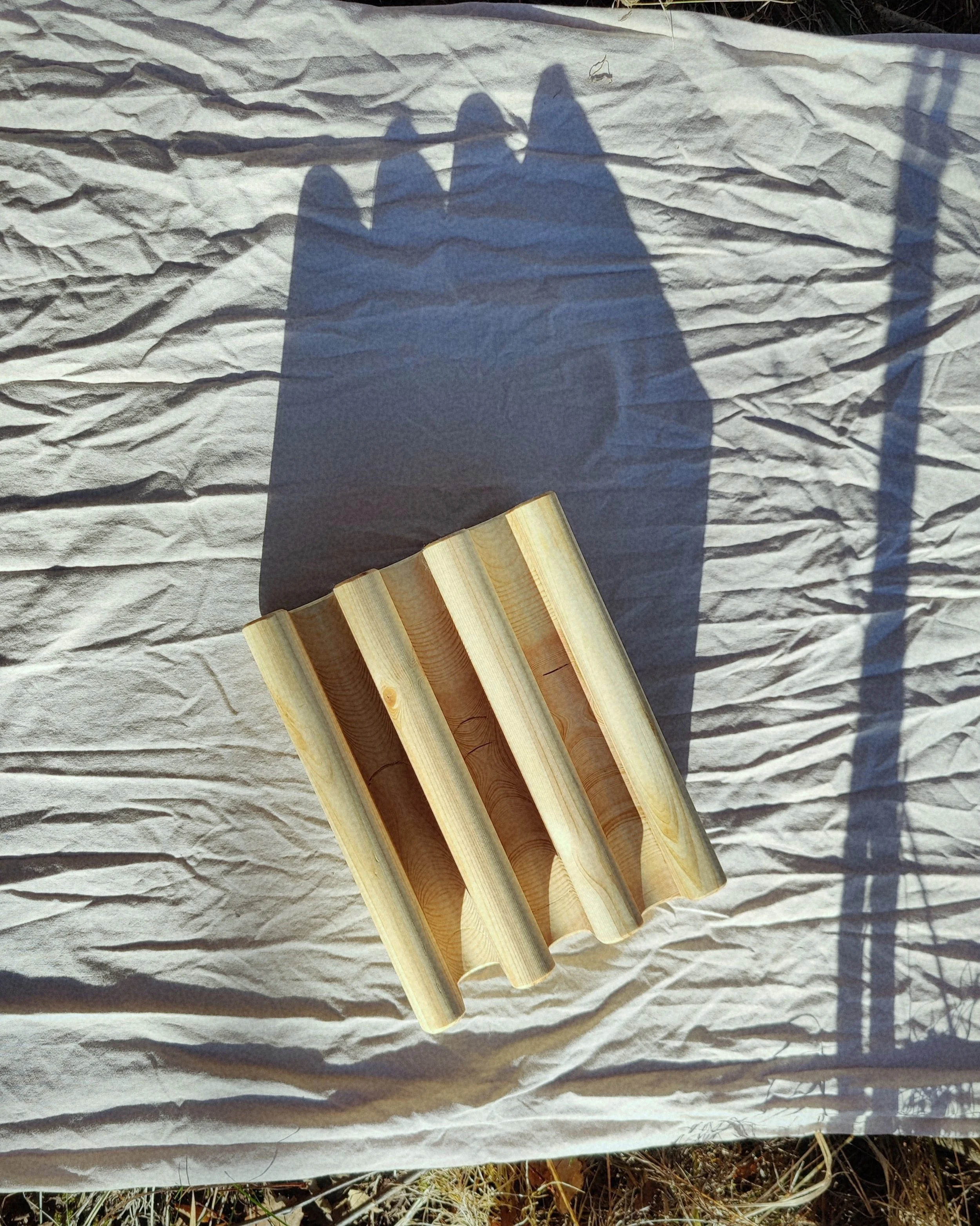 Log in -testierä myynnissä 