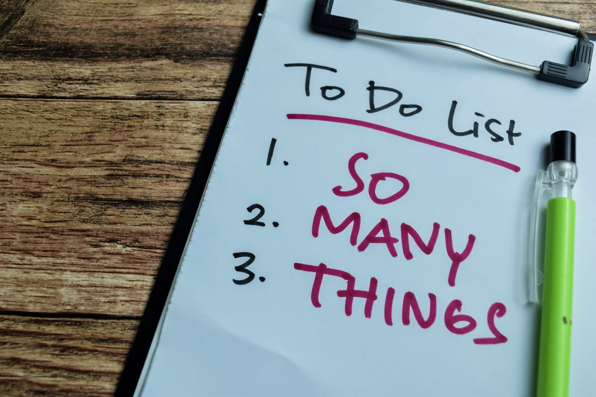 S02E27 - Alene, utslitt &amp; ADHD: Derfor blir to-do-lista aldri ferdig – og her er grunnen til at den er uendelig