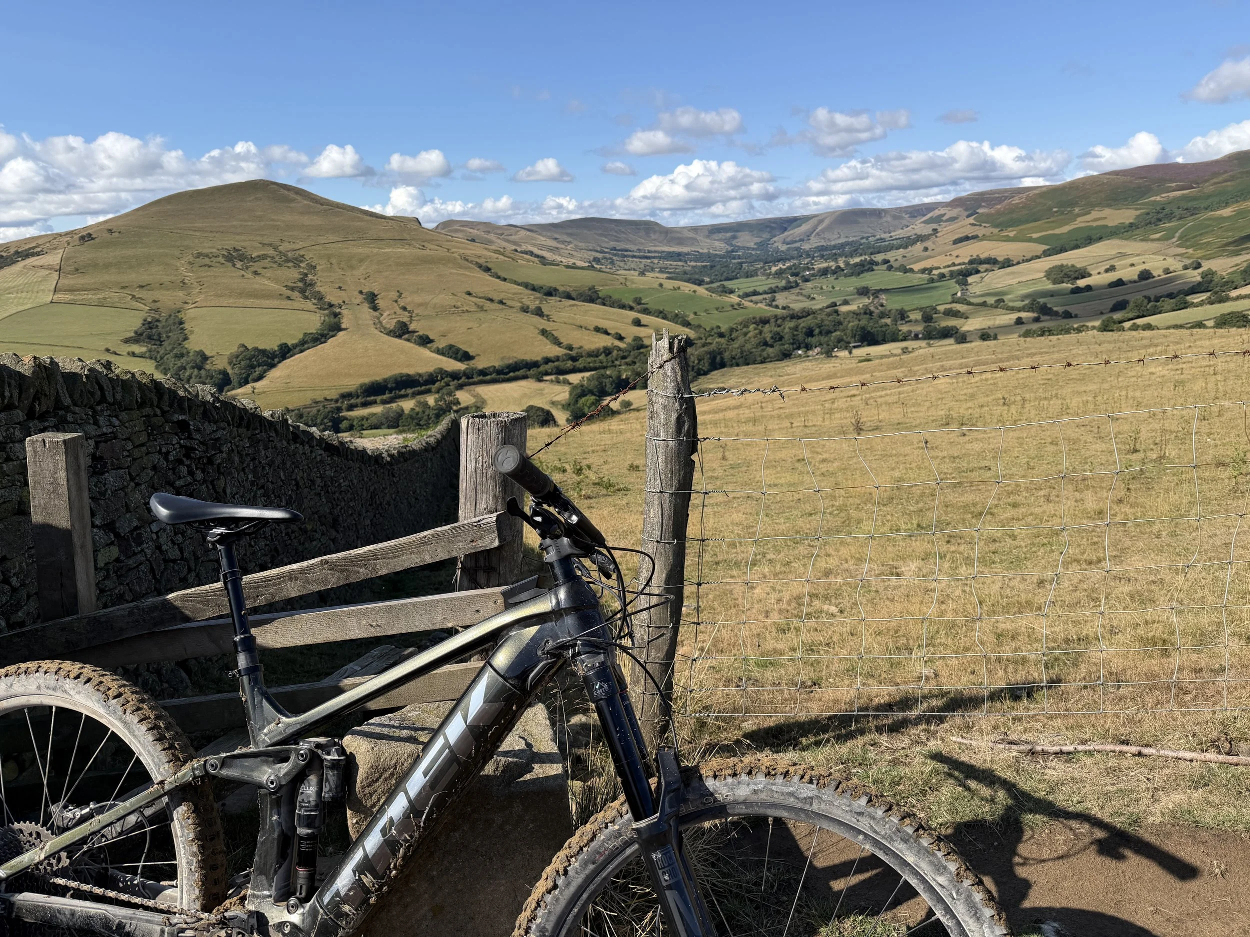 E-Bike Day Rides in the Peak District