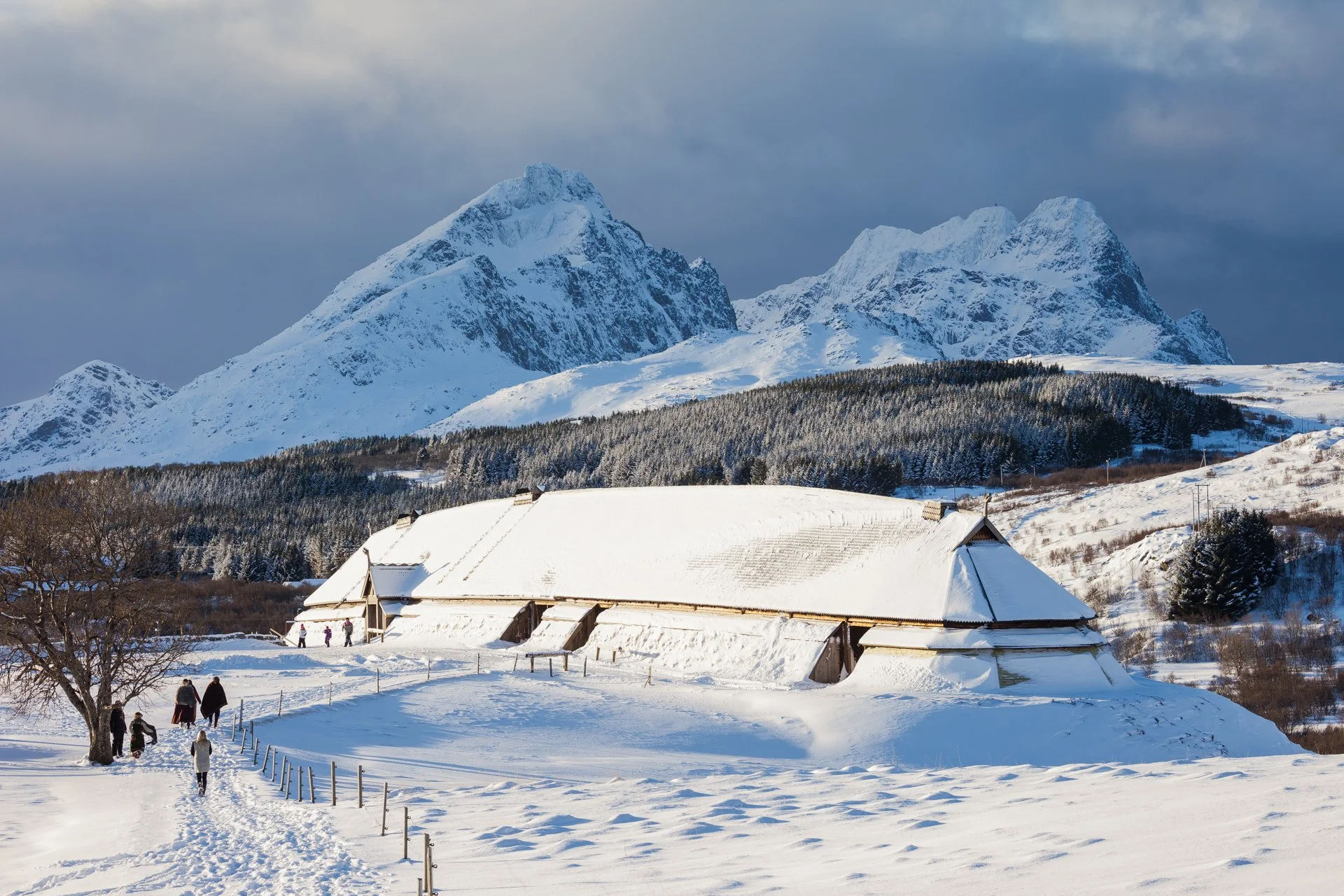 Foto Kjell Ove Storvik Lofotr Vikingmuseum (97).jpg