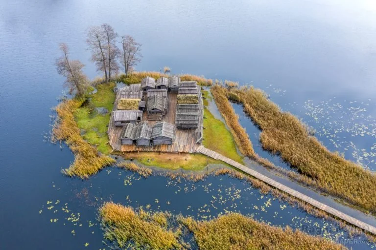 DJI_0040-nw-Araisi-Lake-Town_1680-768x512 - Āraišu ezerpils Arheoloģiskais parks.jpg