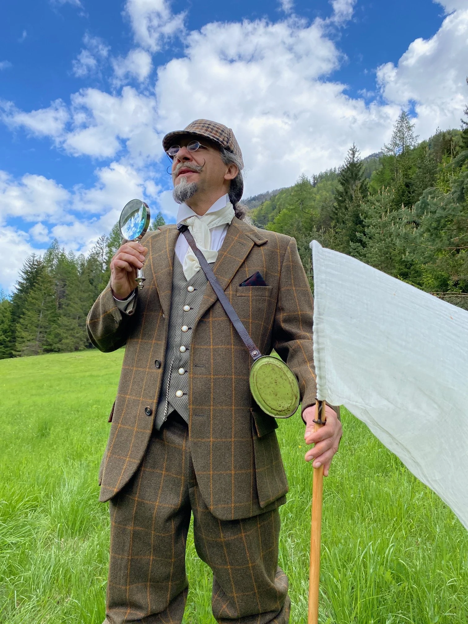 Naturforscher - Ibrahim, Karl Karabed.JPG