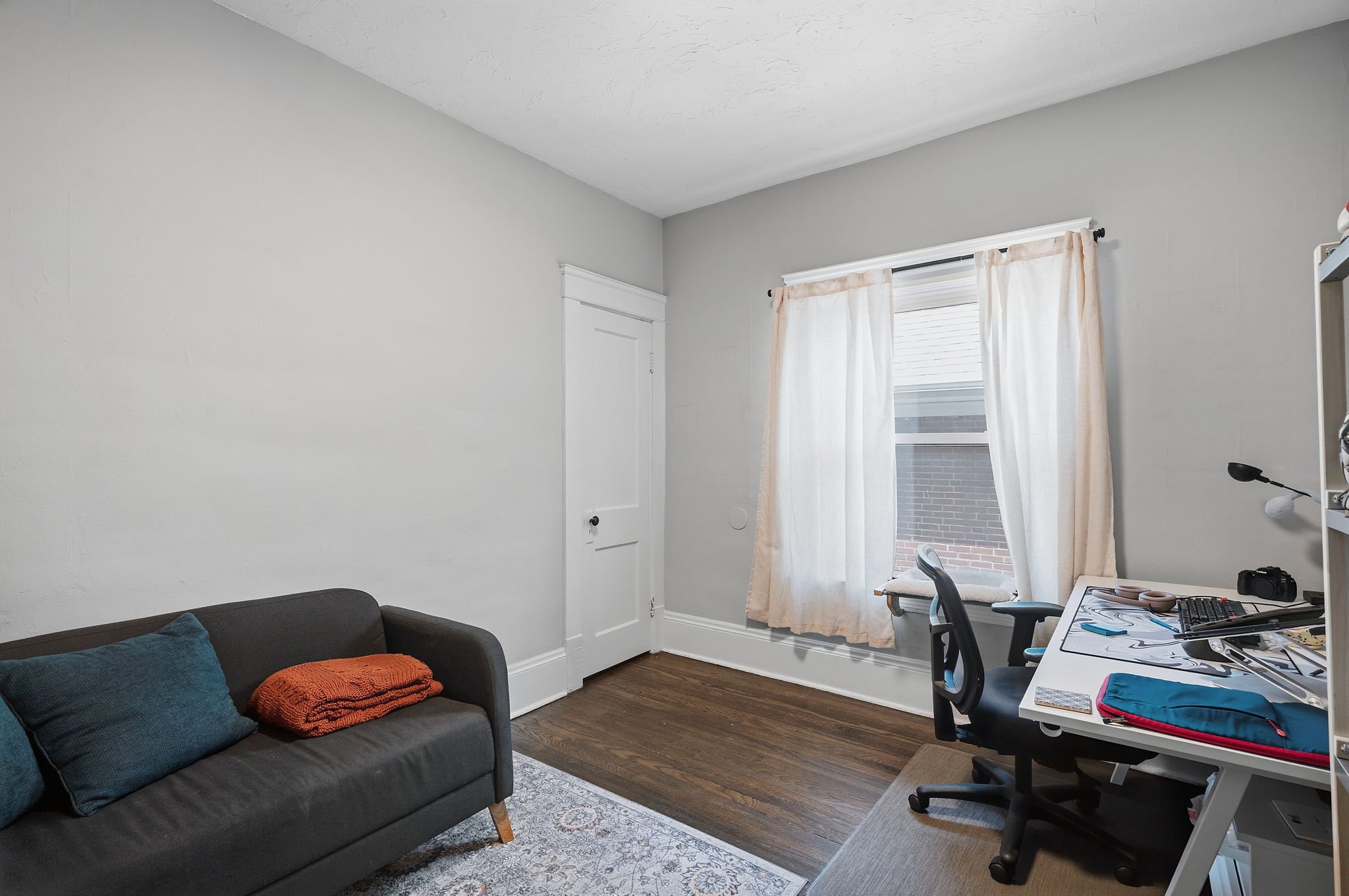 19-web-or-mls-DSC_1366bed2.jpg