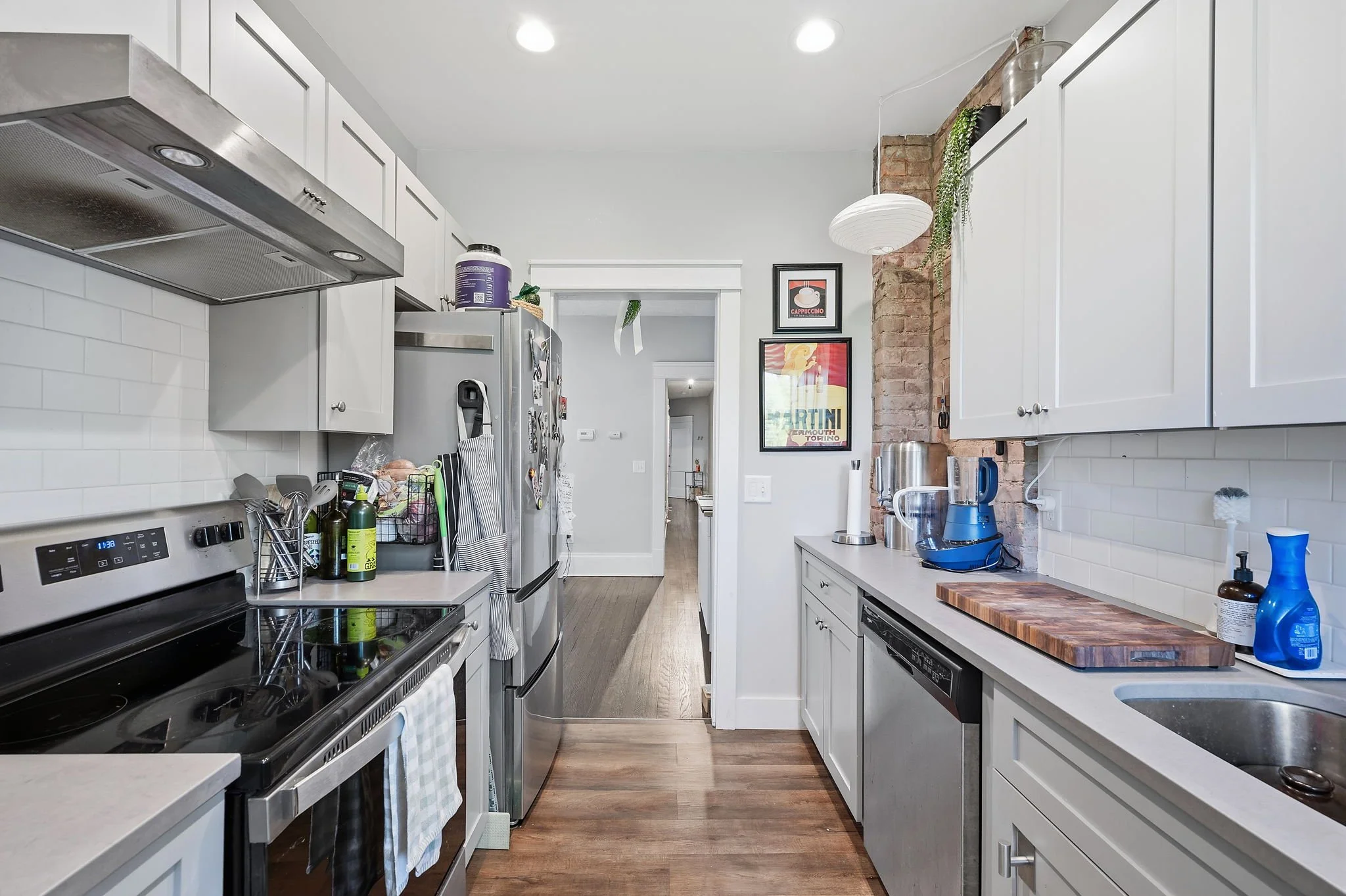 10-web-or-mls-DSC_1321kitchen.jpg