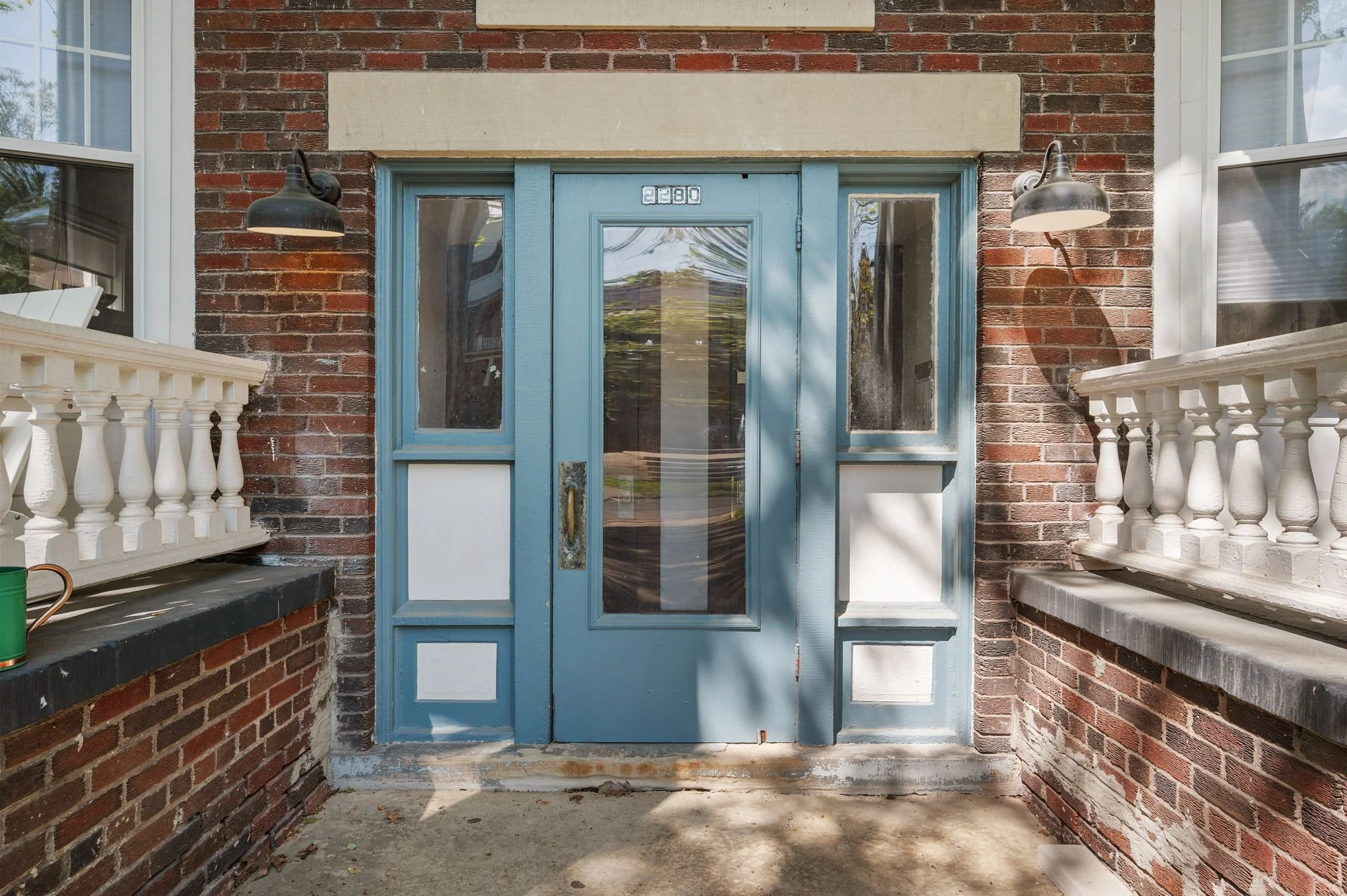 5-web-or-mls-DSC_1293frontdoor.jpg