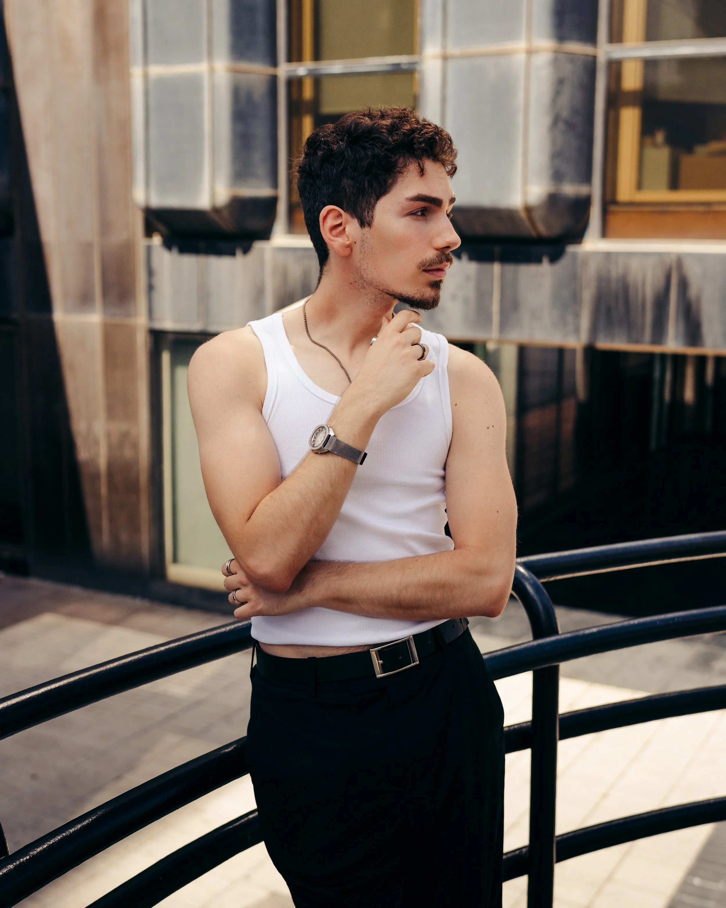 Outdoor fashion campaign – male model street style · fashion film & photography Madrid